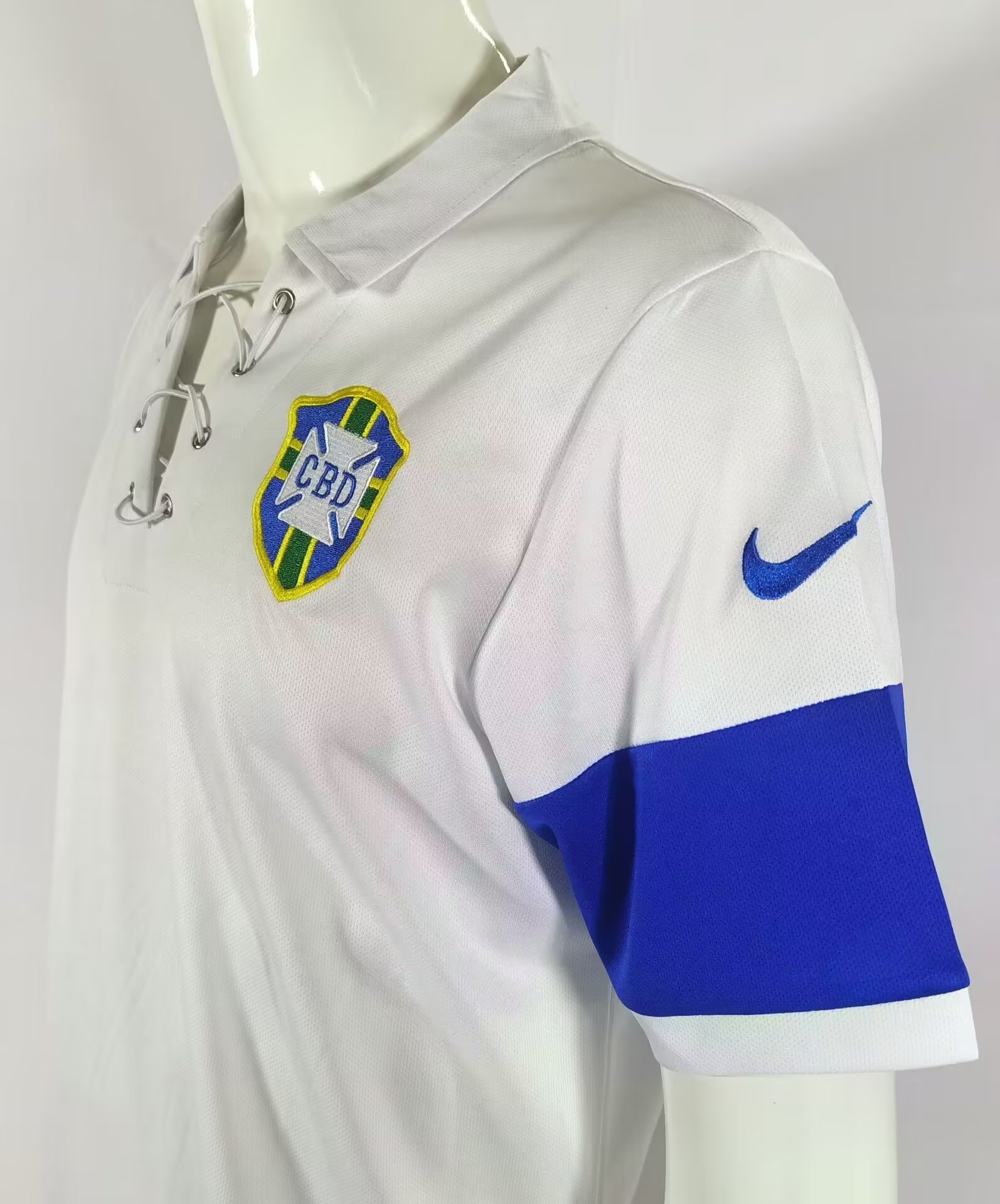 2004 Brazil White Retro Jersey - leoleo123123