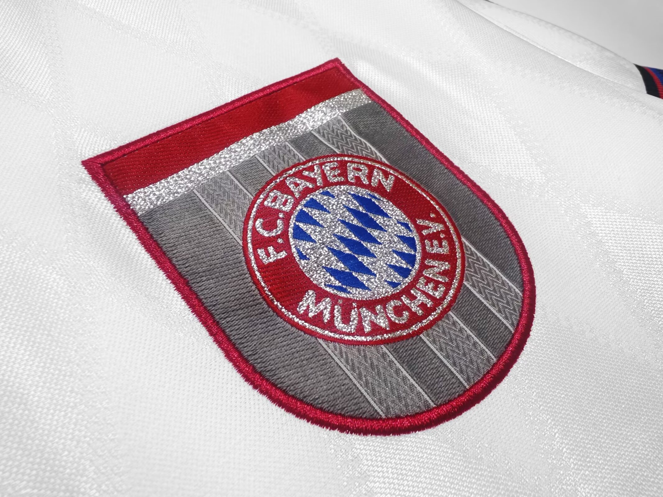 86/88 Bayern Munich Away Retro Jersey - leoleo123123