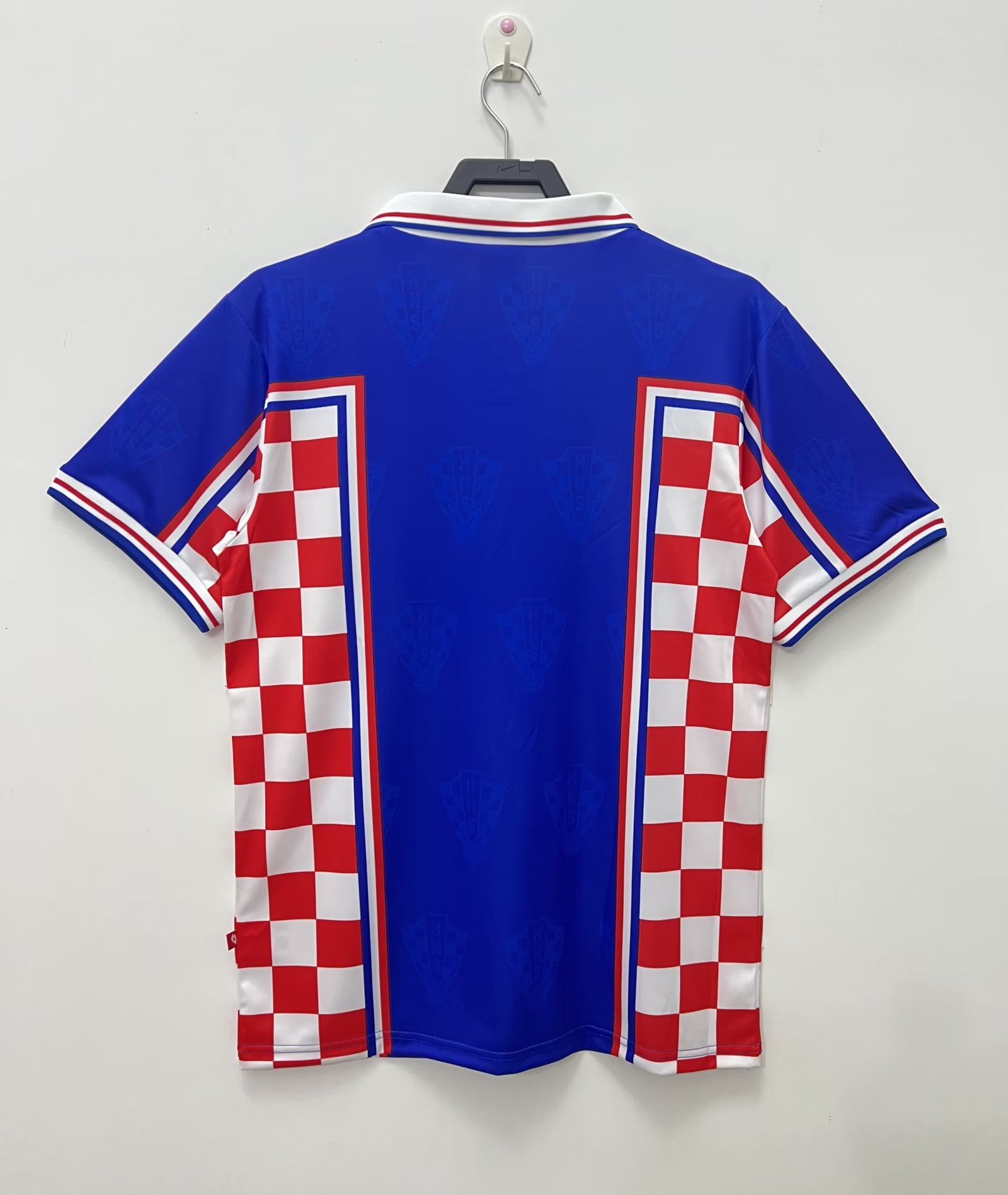 1998 Croatia Away Retro Soccer Jersey - leoleo123123