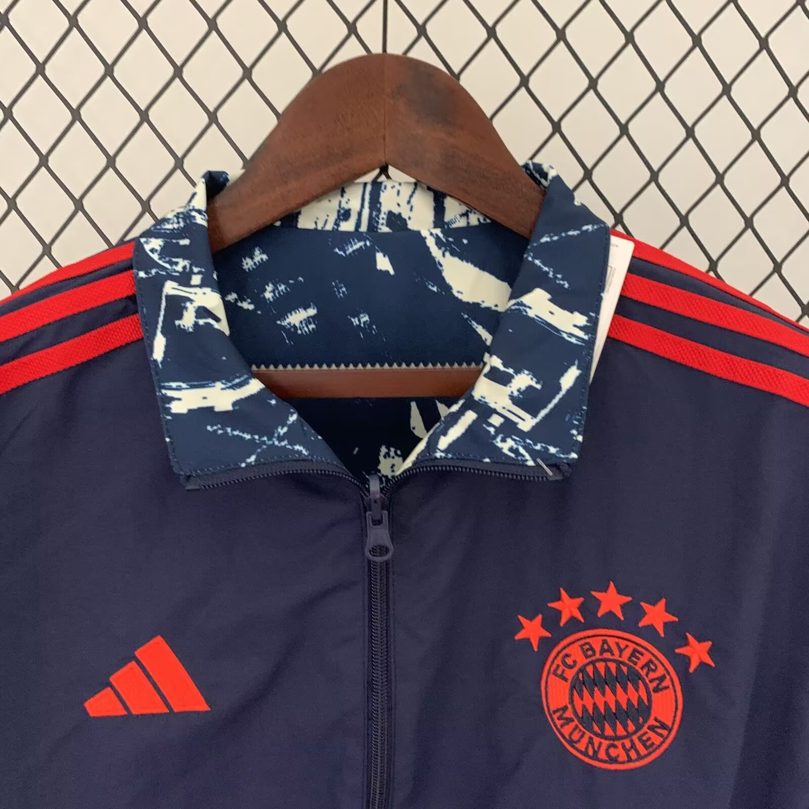 23/24 Bayern Munich Windbreaker Jacket two-sided Jacket Thai Quality - leoleo123123