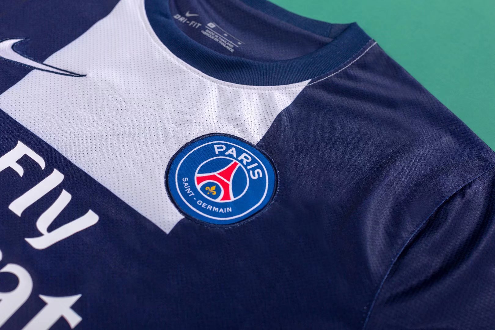 13/14 PSG Home Retro Jersey - leoleo123123