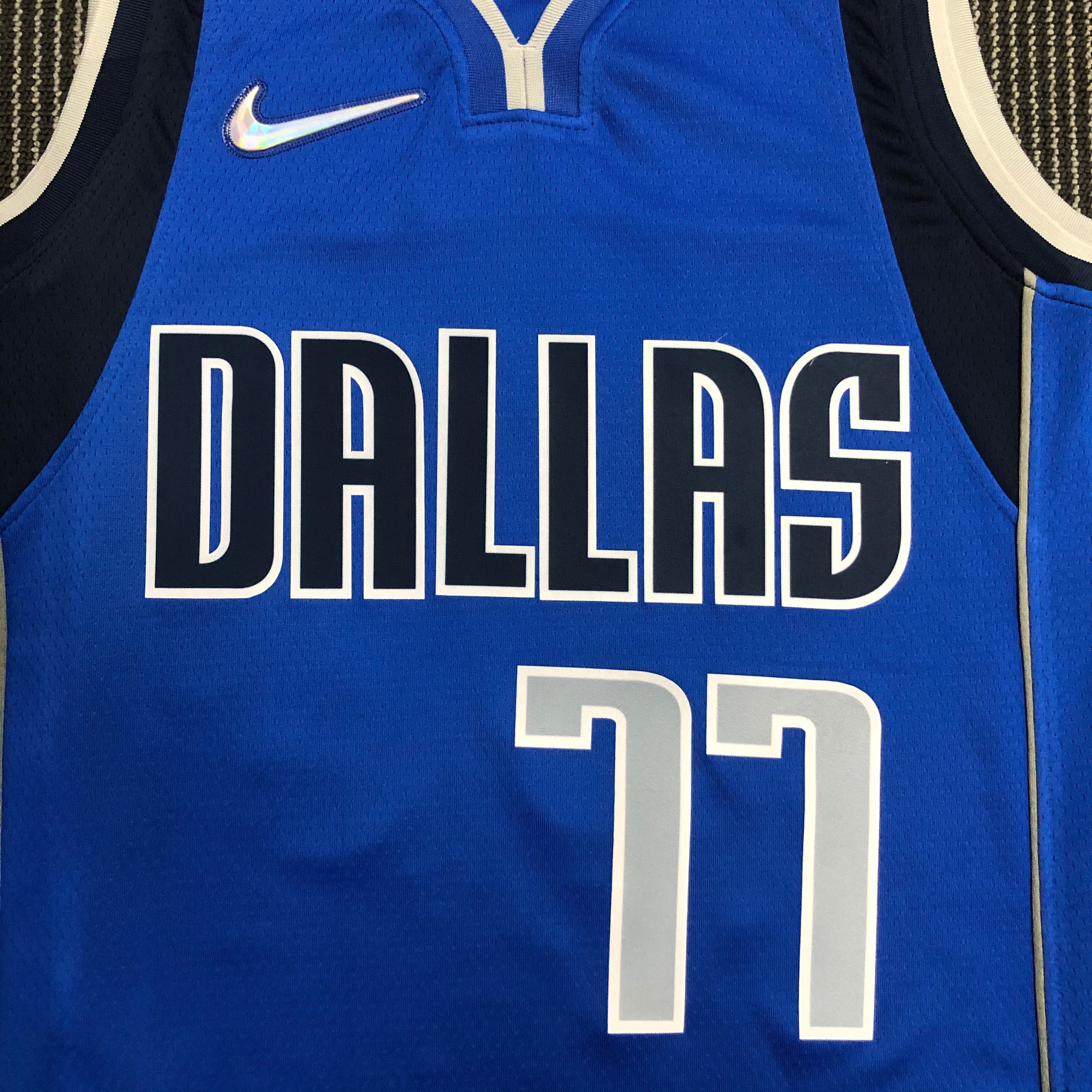 NBA Men 75th Anniversary Dallas Mavericks Blue #77 DONCIC Jersey High Quality Name and Number Print - leoleo123123