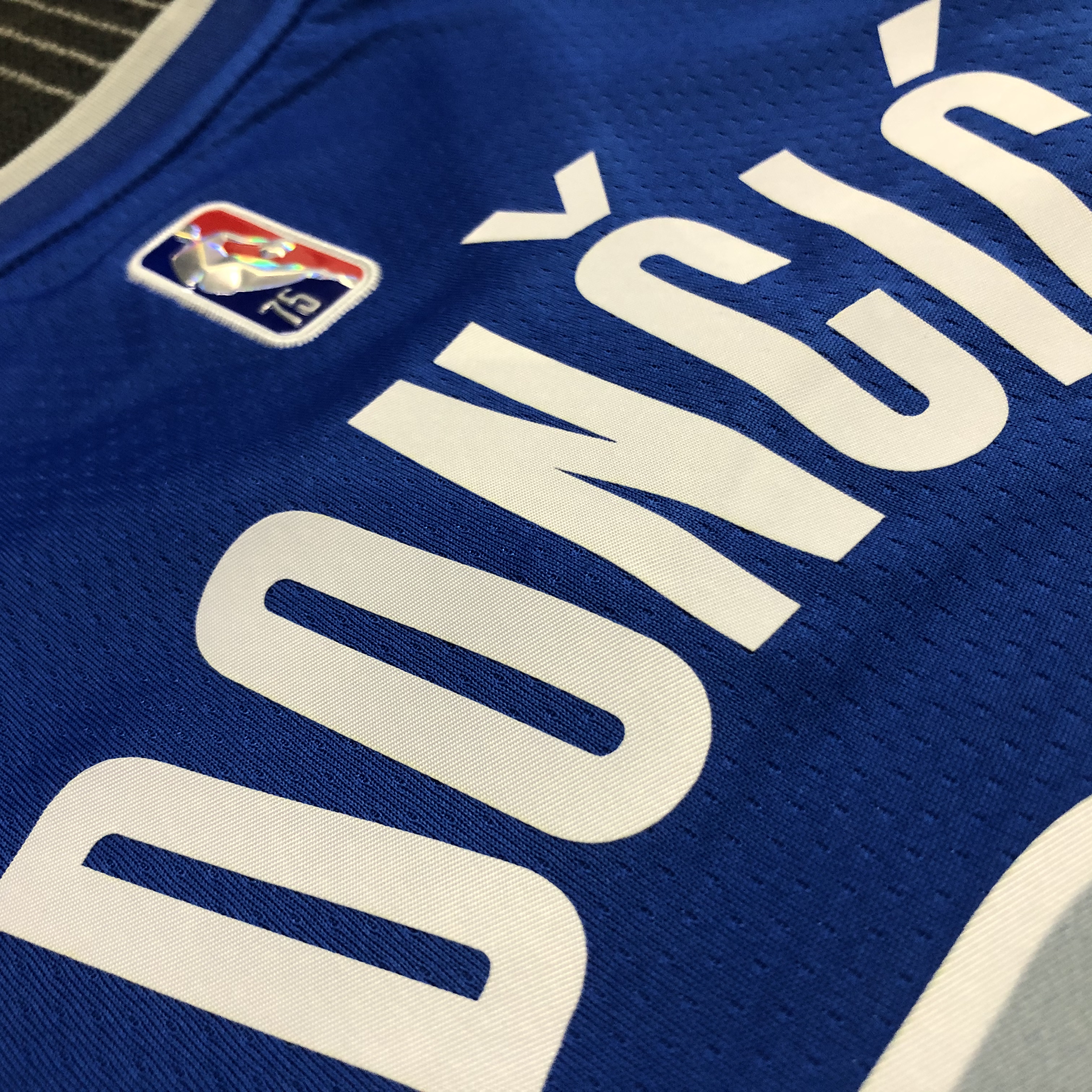 NBA Men 75th Anniversary Dallas Mavericks Blue #77 DONCIC Jersey High Quality Name and Number Print - leoleo123123