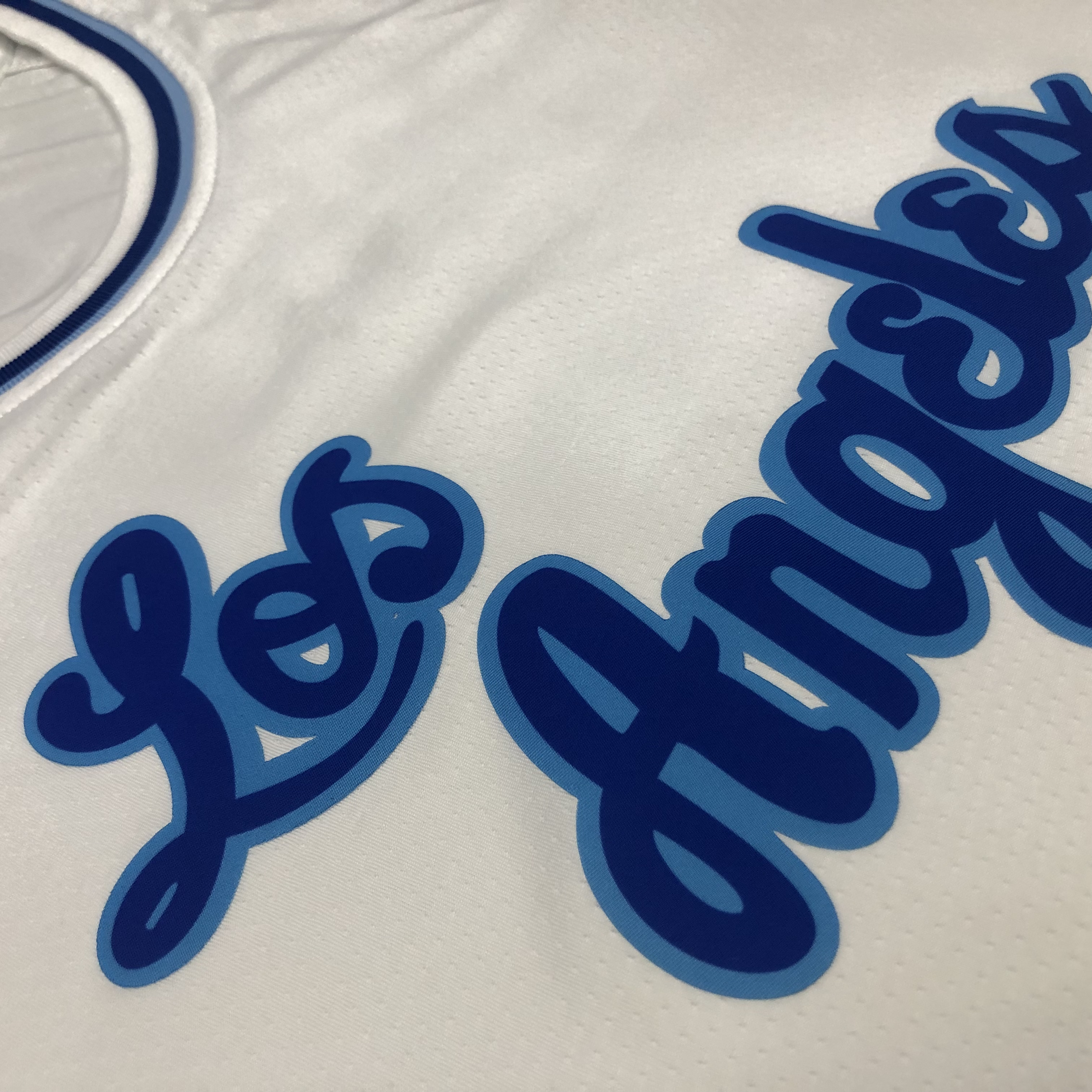 NBA Men Los Angeles Lakers Retro in Latin #8 BRYANT white Round Neck Jersey High Quality Name and Number Print - leoleo123123