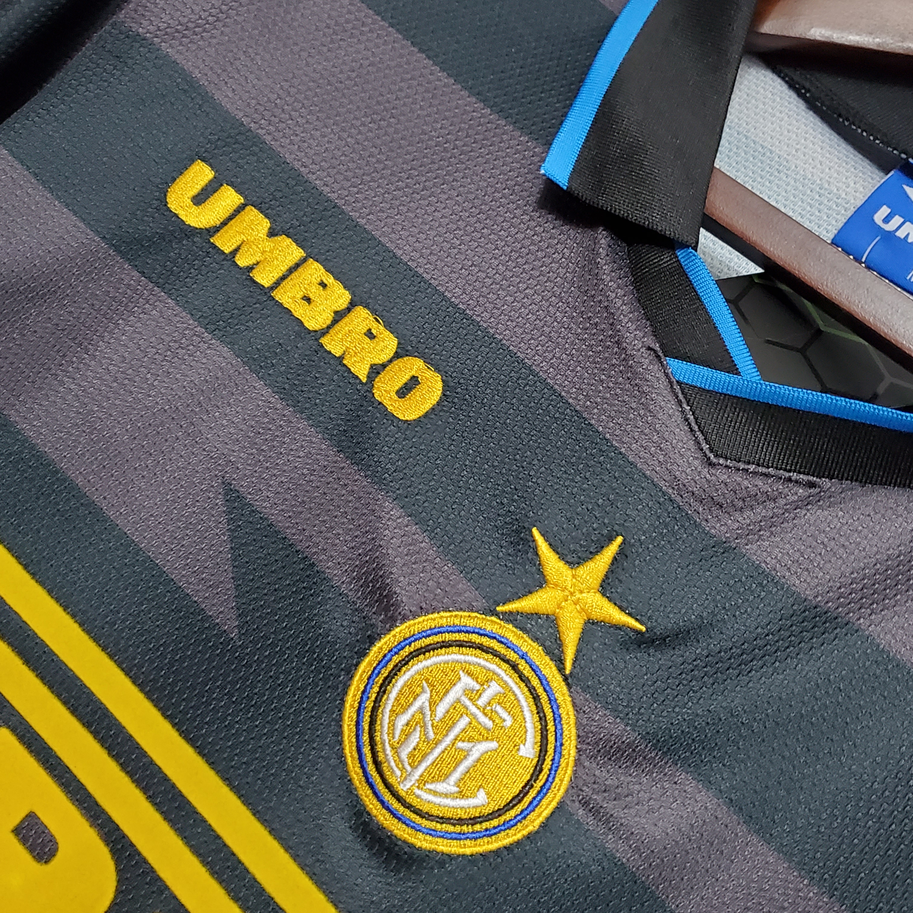 1998 Inter Milan Away Retro Jersey - leoleo123123
