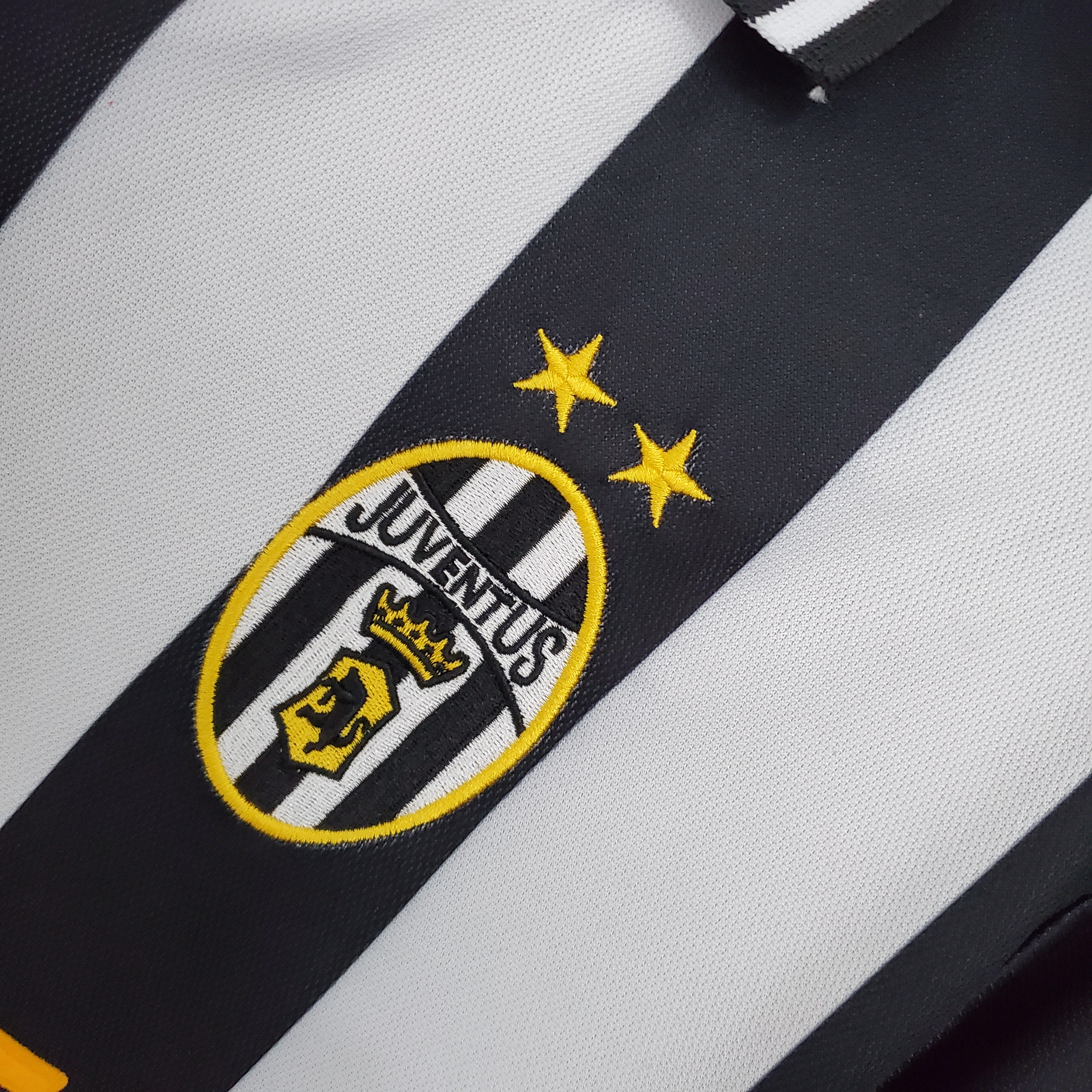 01/02 Juventus Home Retro Jersey - leoleo123123