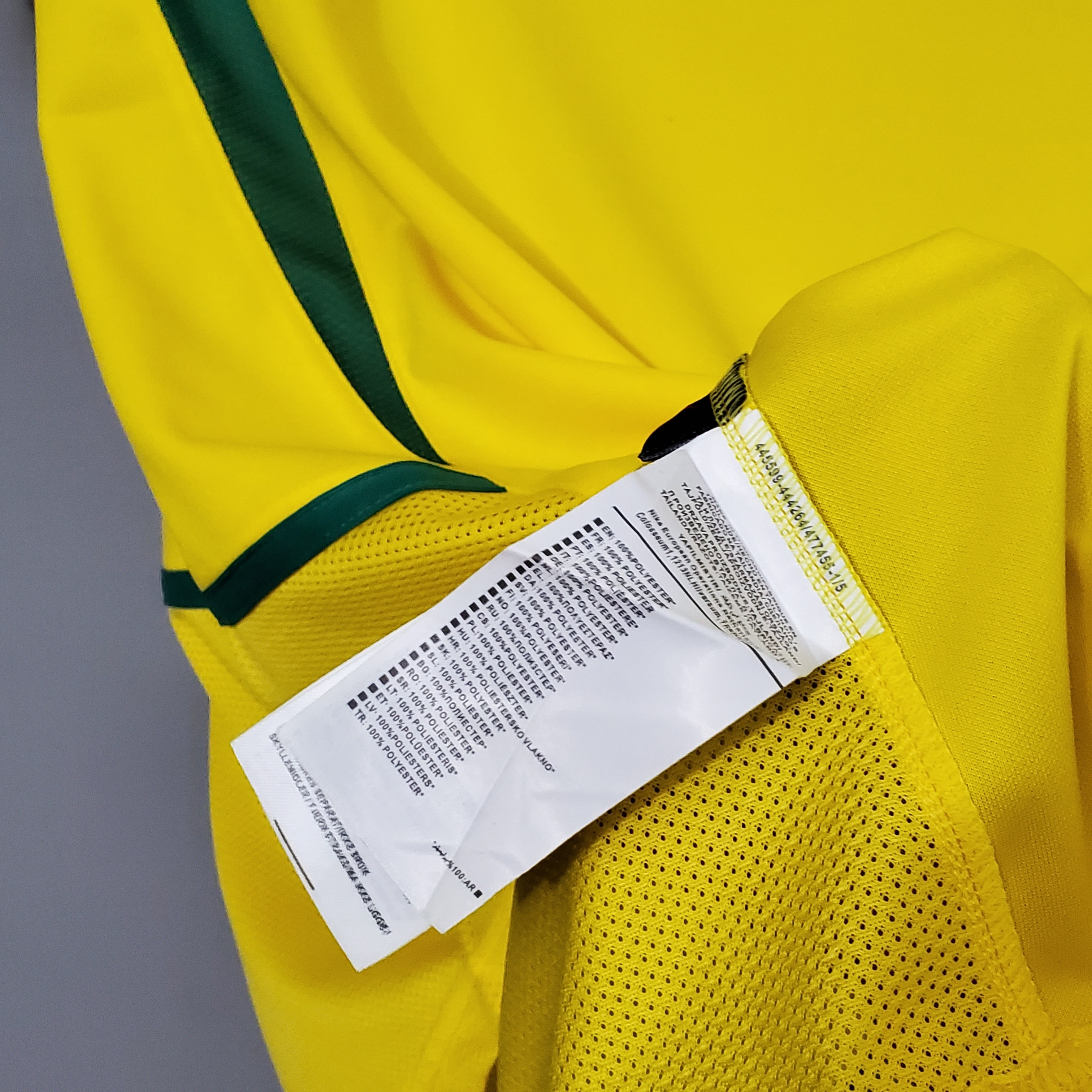 2002 Brazil Home Retro Jersey - leoleo123123
