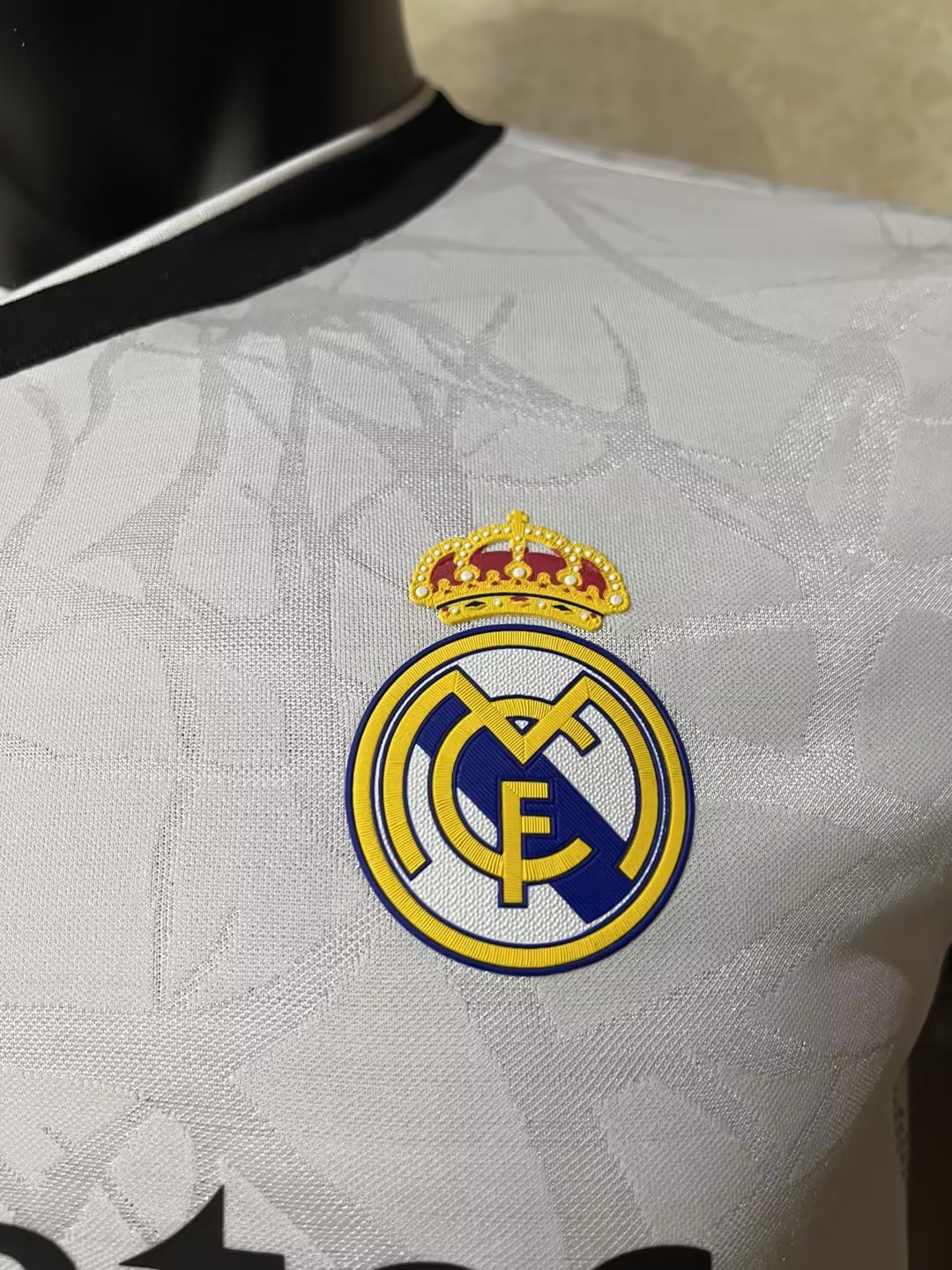 23/24 Real Madrid Special Jersey First Version Player Version - leoleo123123