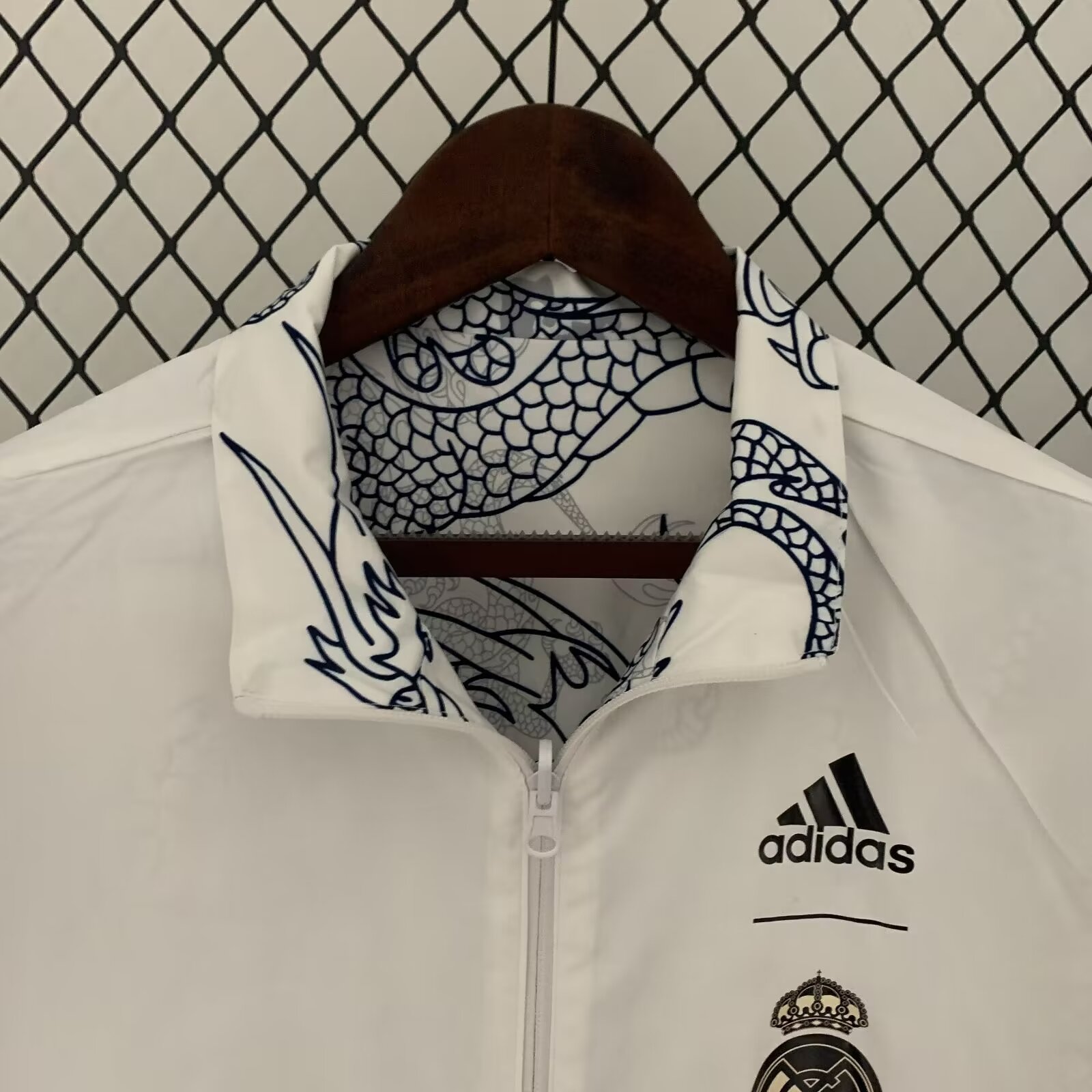 23/24 Real Madrid Dragon Windbreaker Jacket two-sided Jacket Thai Quality - leoleo123123