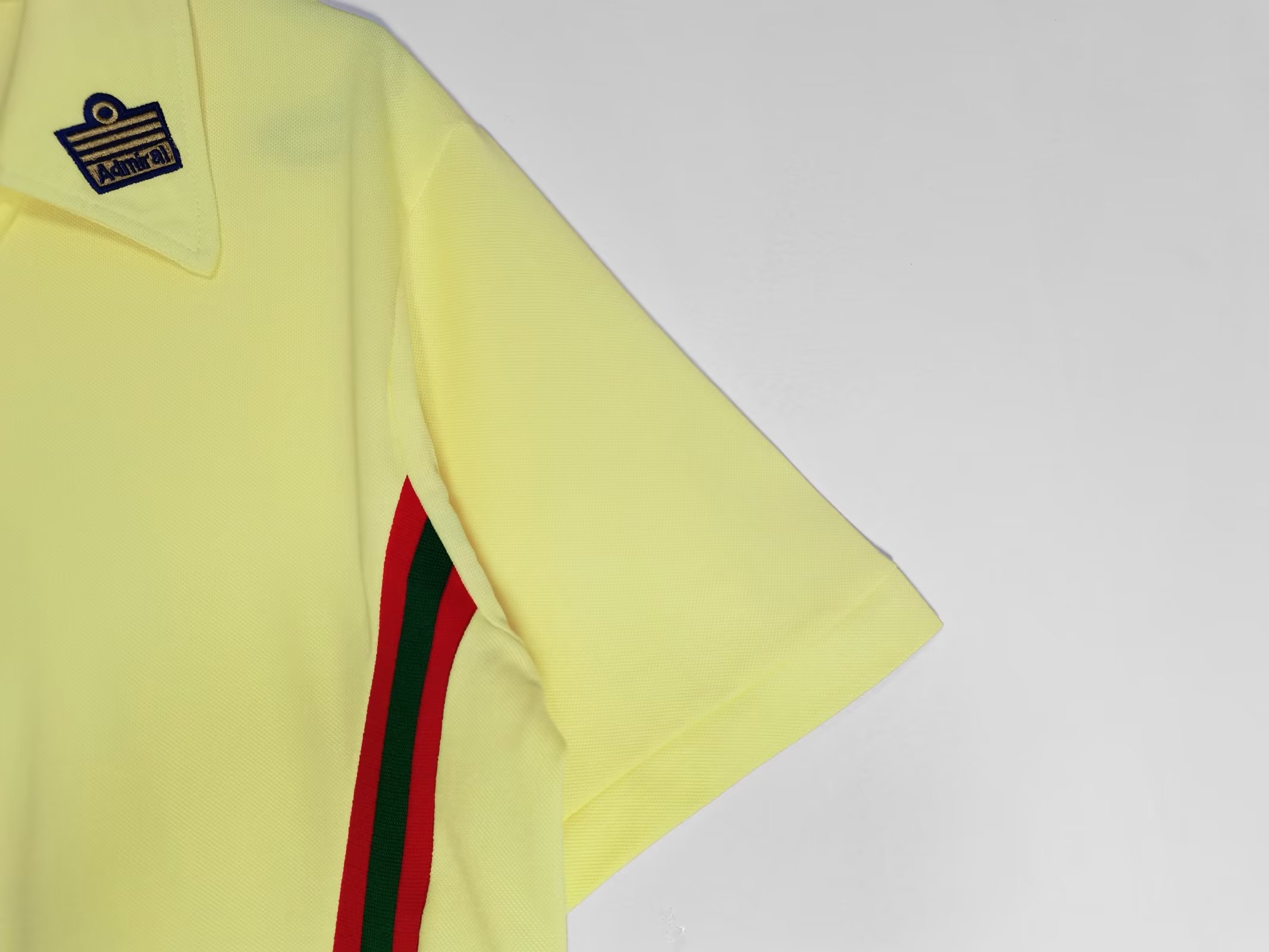 76/79 Welsh Away Retro Jersey Fans Version - leoleo123123