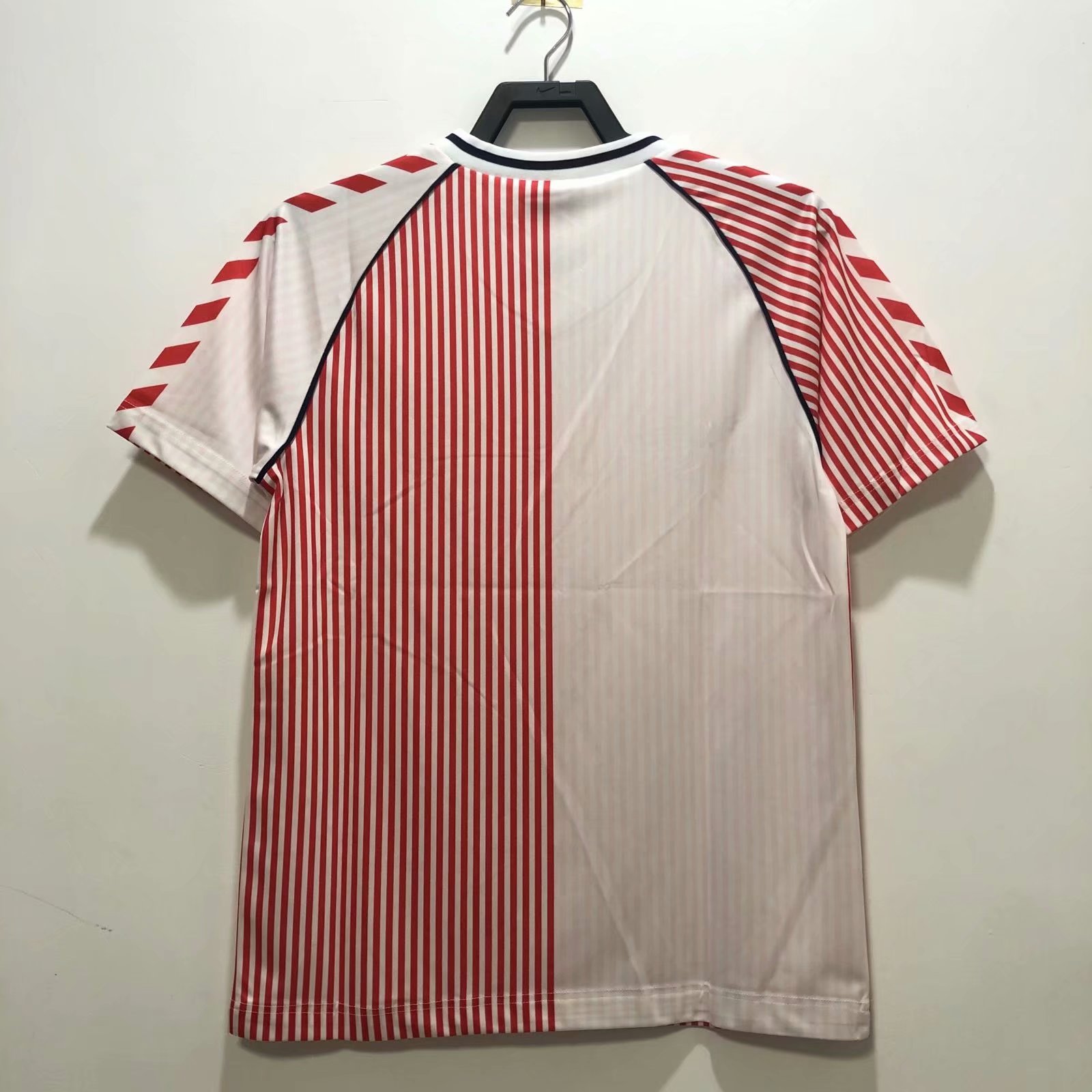 1986 Denmark Away Retro Jersey - leoleo123123