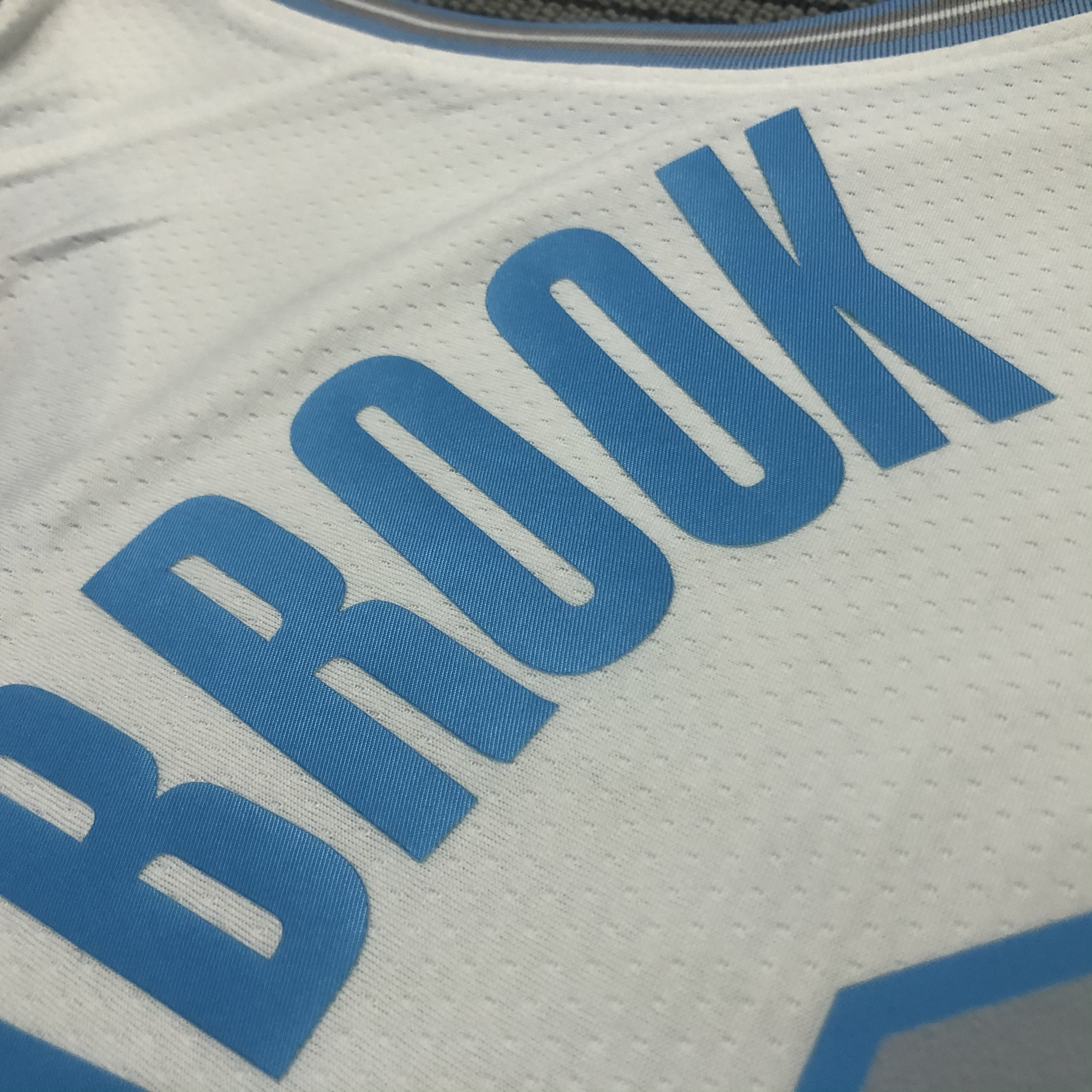 NBA Season 2021 Los Angeles Lakers White Retro #0 WESTBROOK Round Neck Jersey High Quality Name and Number Print - leoleo123123