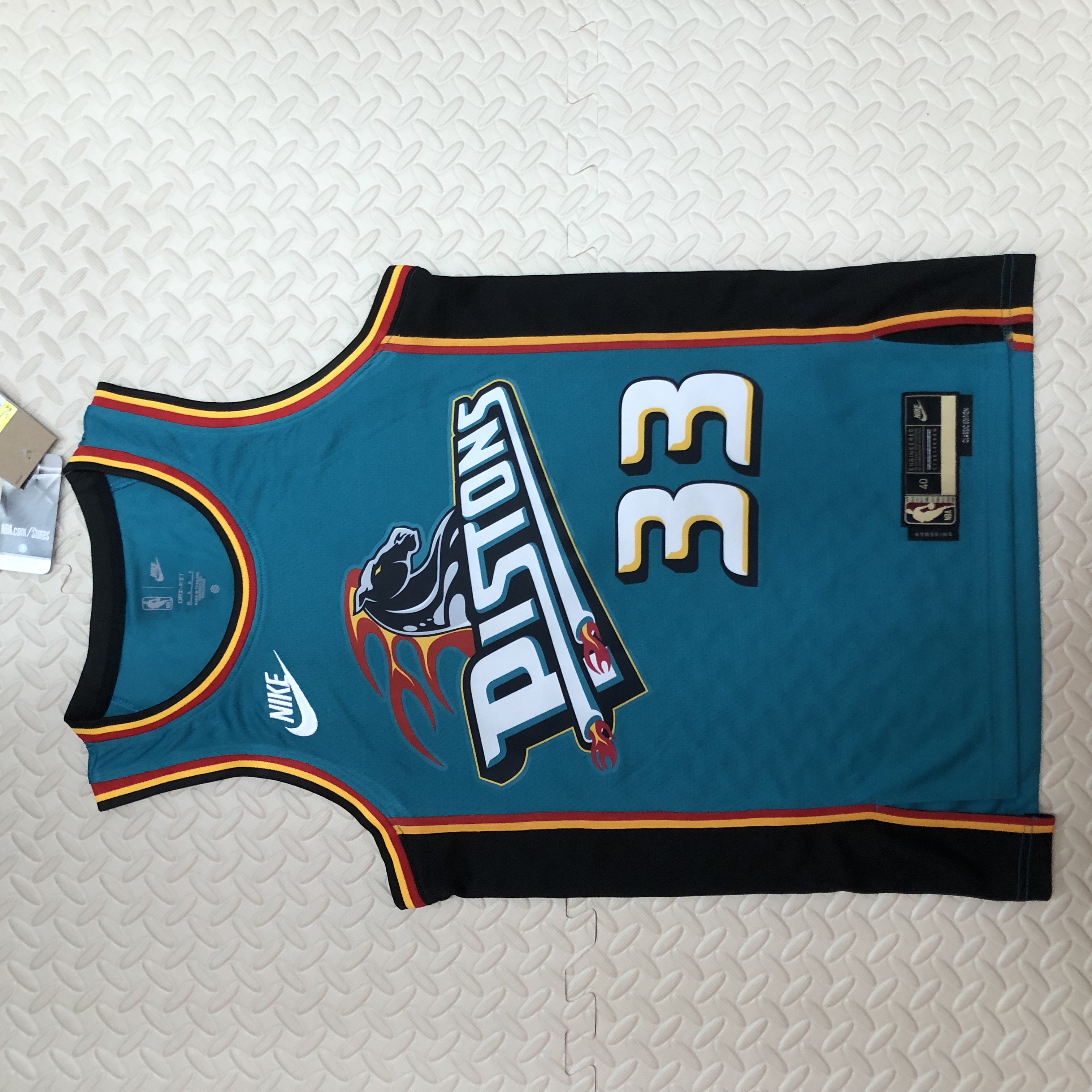 NBA Season 2023 Detroit Pistons Retro Green #33 HILL Jersey High Quality Name and Number Print - leoleo123123