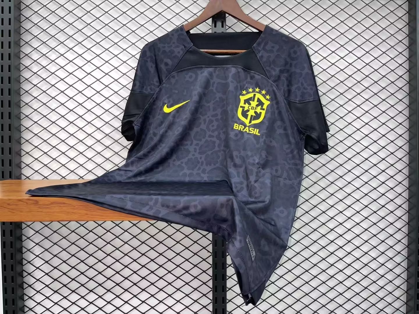 22/23 Brazil Black Jersey Thai Quality - leoleo123123