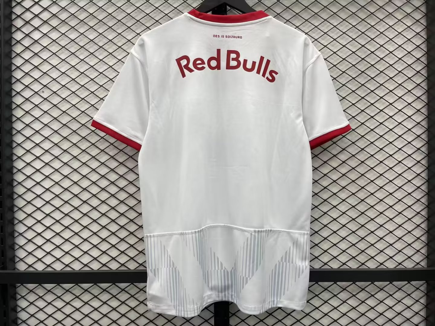 23/24 Red Bull Salzburg Home Jersey Thai Quality - leoleo123123