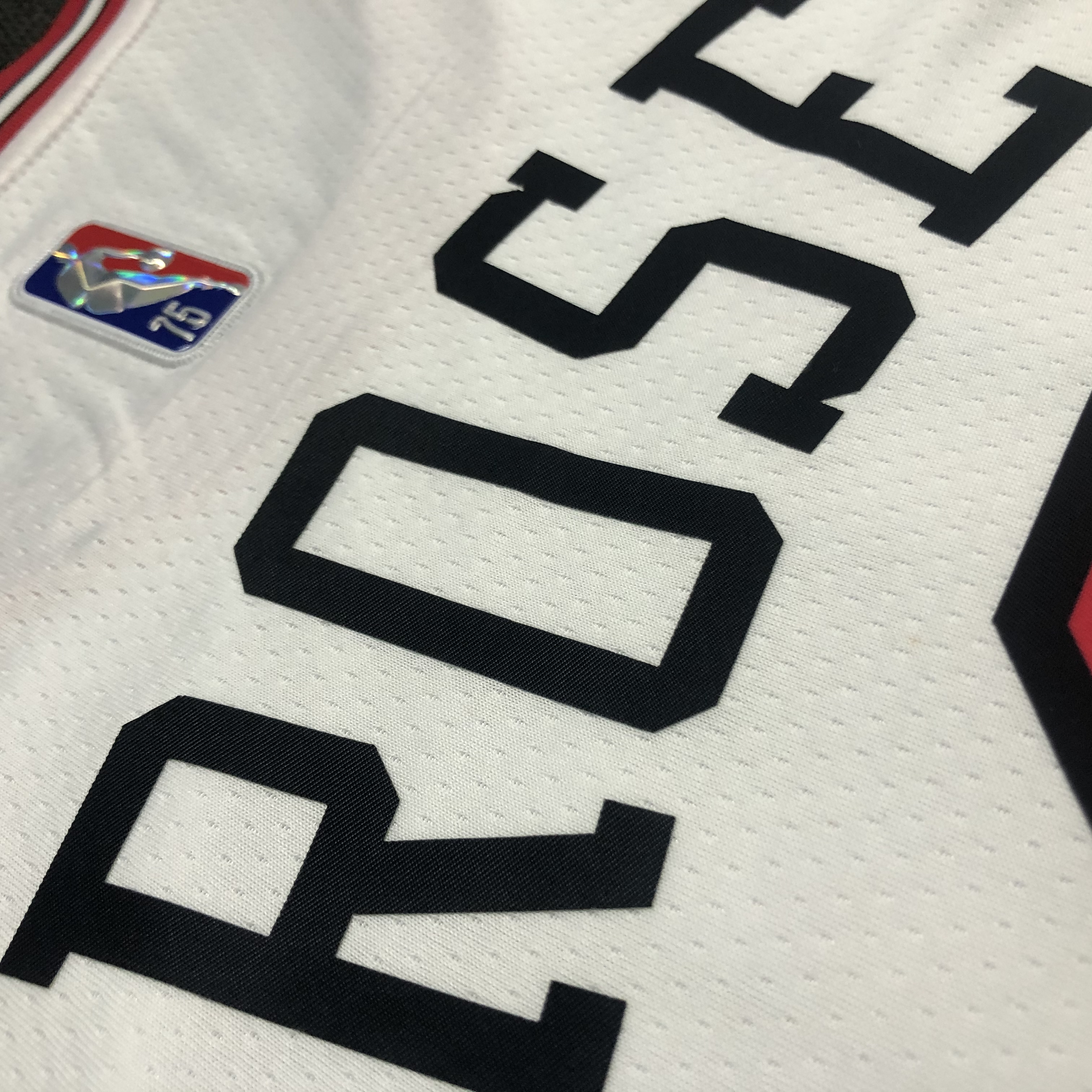 NBA Men 75th Anniversary Chicago Bulls White #1 ROSE Jersey High Quality Name and Number Print - leoleo123123