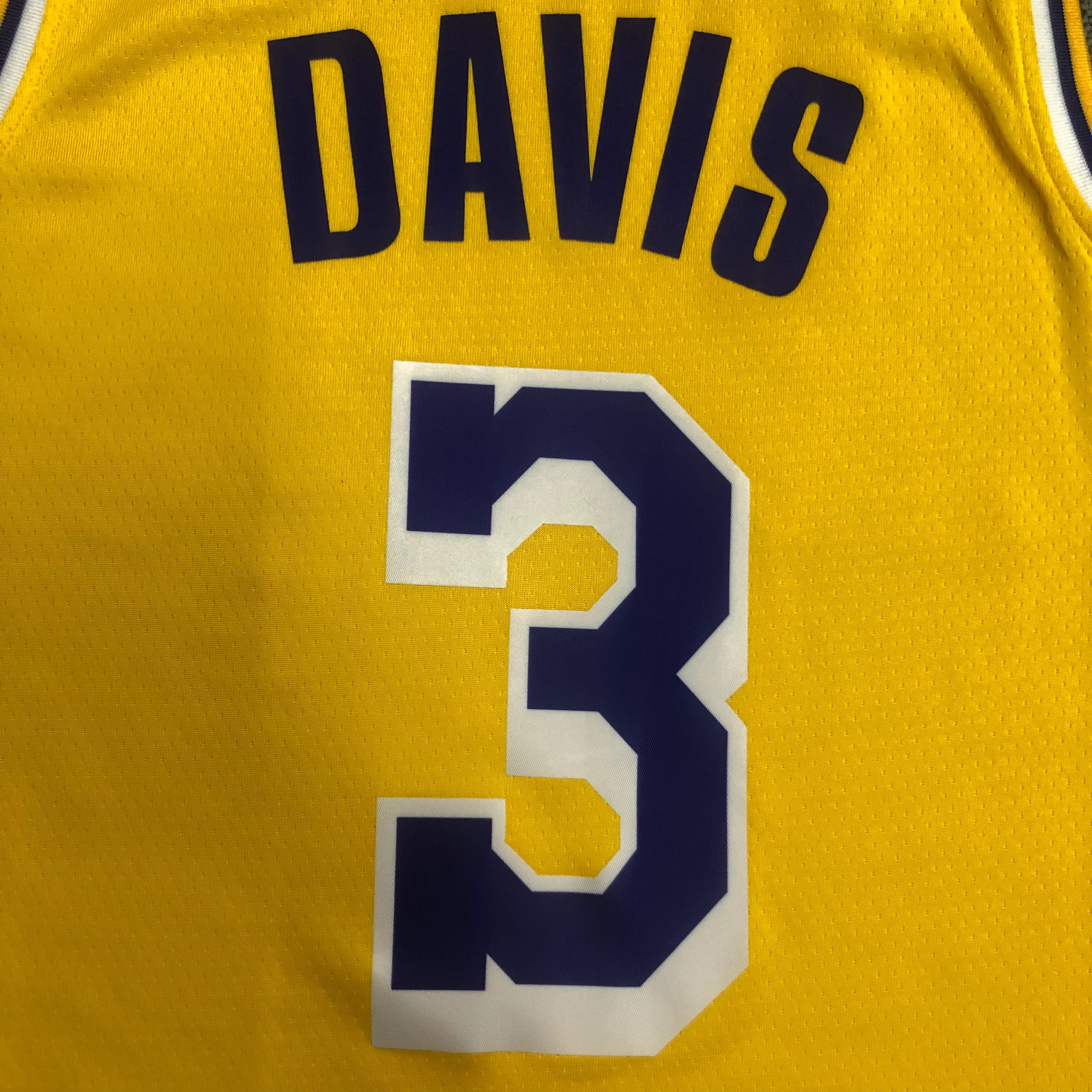NBA 75th Anniversary Los Angeles Lakers Yellow Round Neck #3 DAVIS Jersey High Quality Name and Number Print - leoleo123123