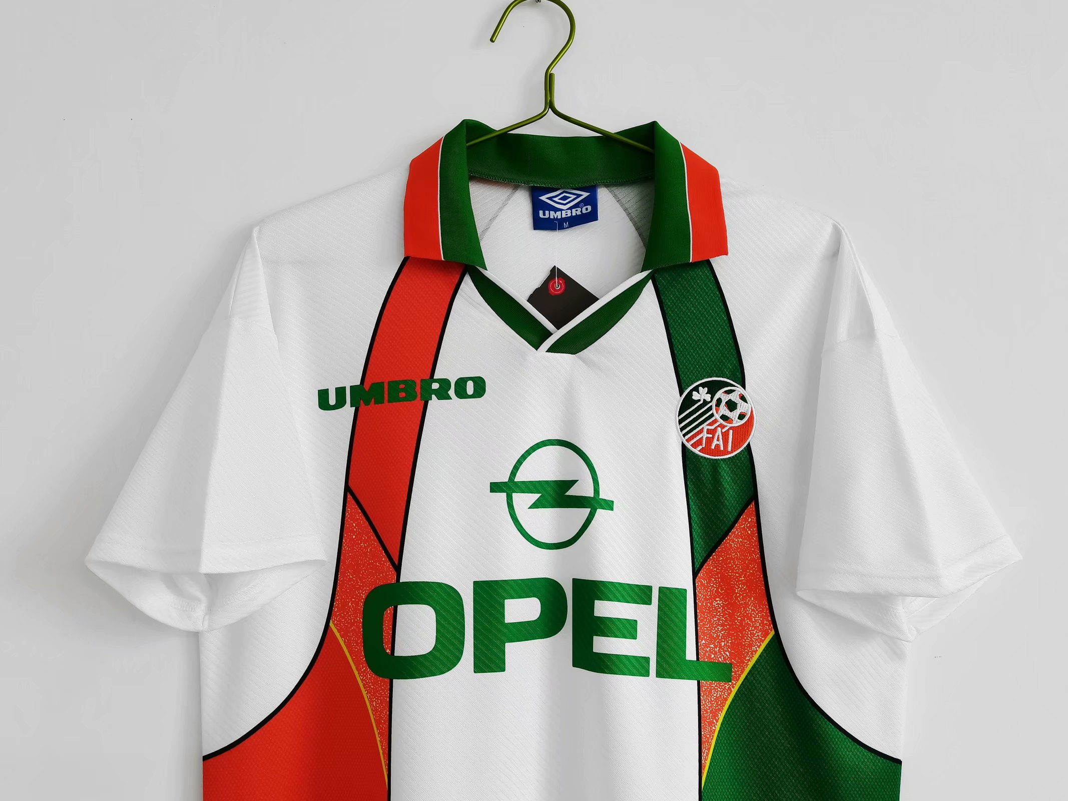 94/96 Ireland Away Retro Jersey - leoleo123123