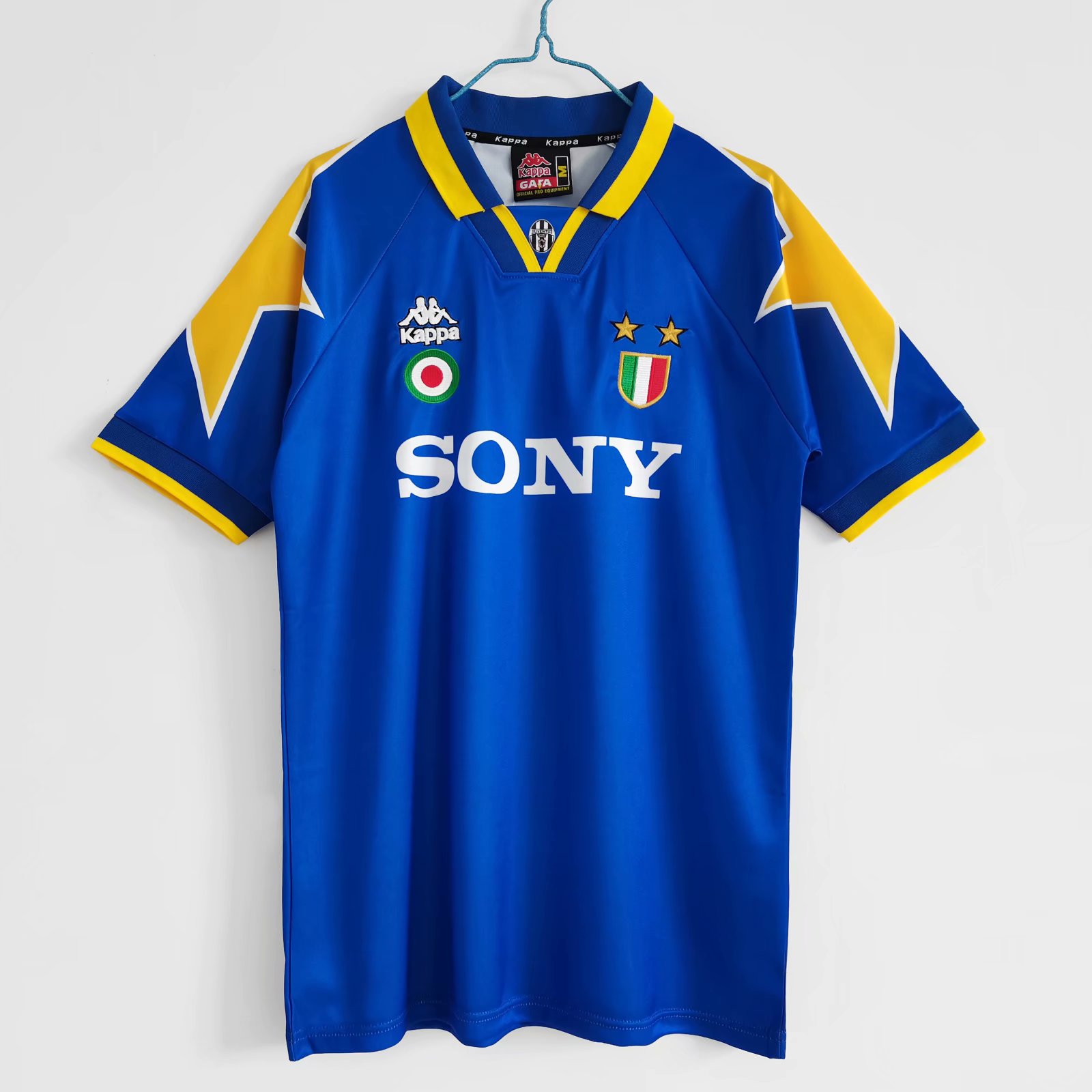 95-96 Juventus Away Retro Jersey - leoleo123123