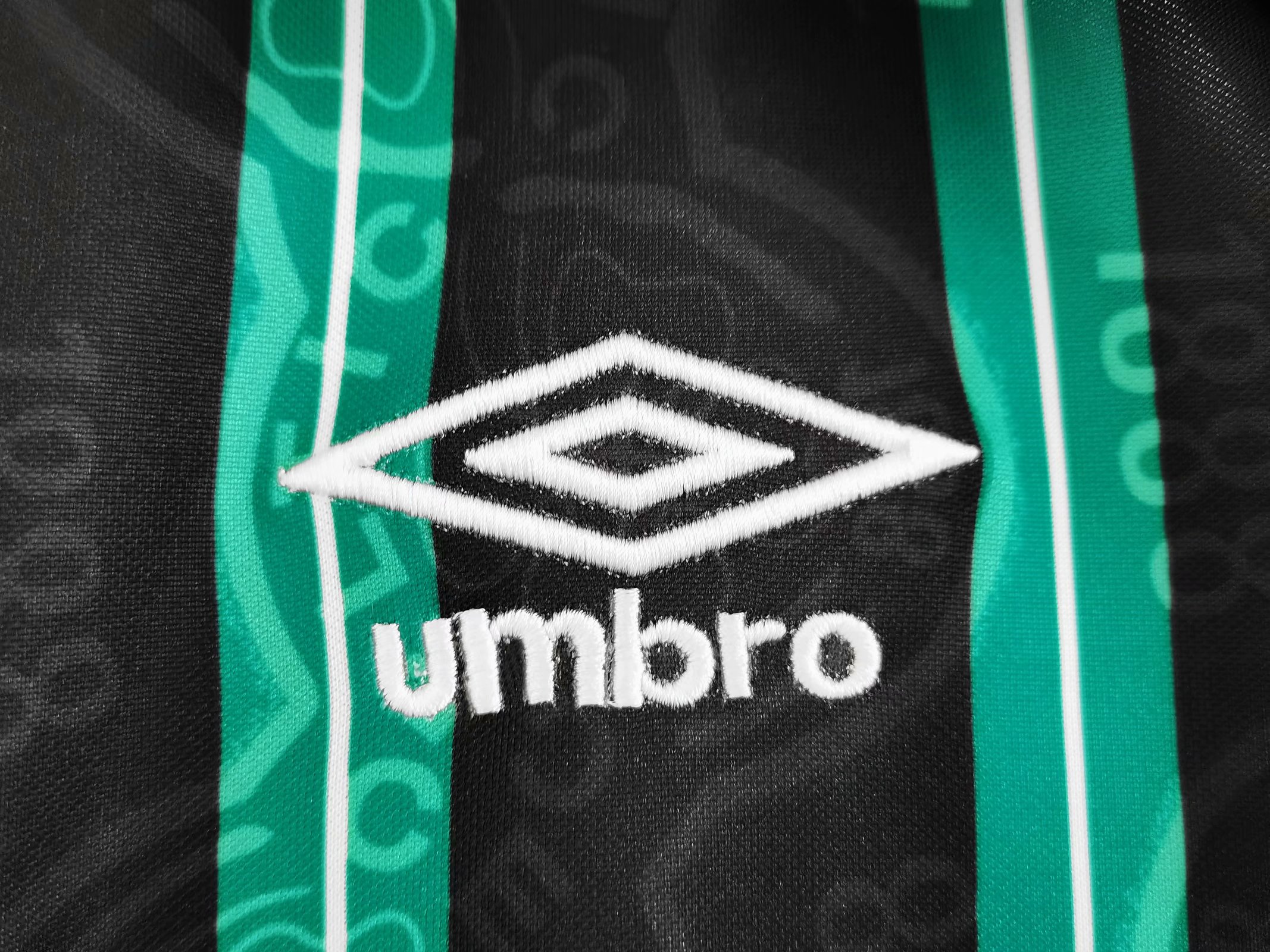 92-93 Celts Away Retro Jersey - leoleo123123