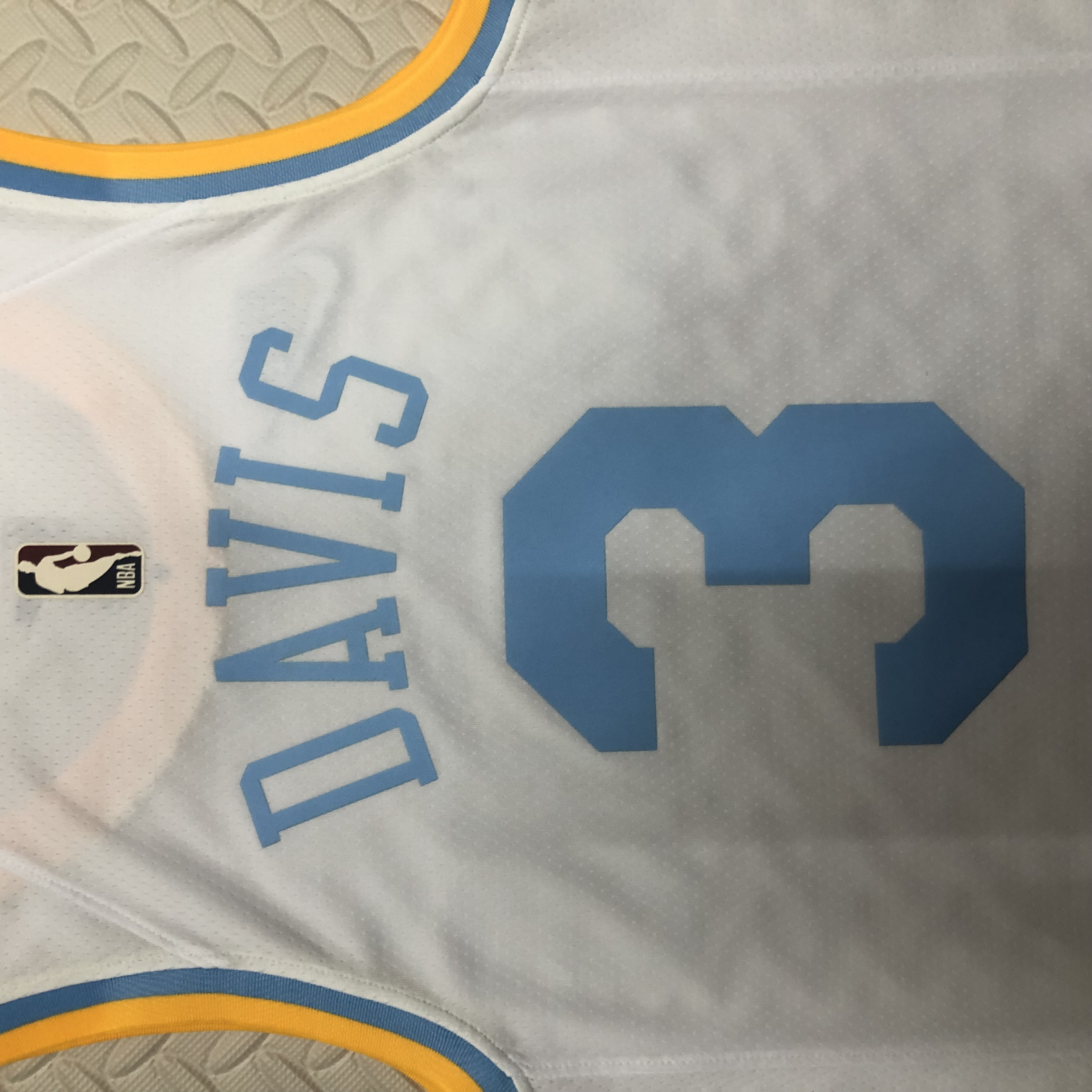 NBA Men Season 2023 Los Angeles Lakers White Retro Round Neck #3 DAVIS Jersey High Quality Name and Number Print - leoleo123123