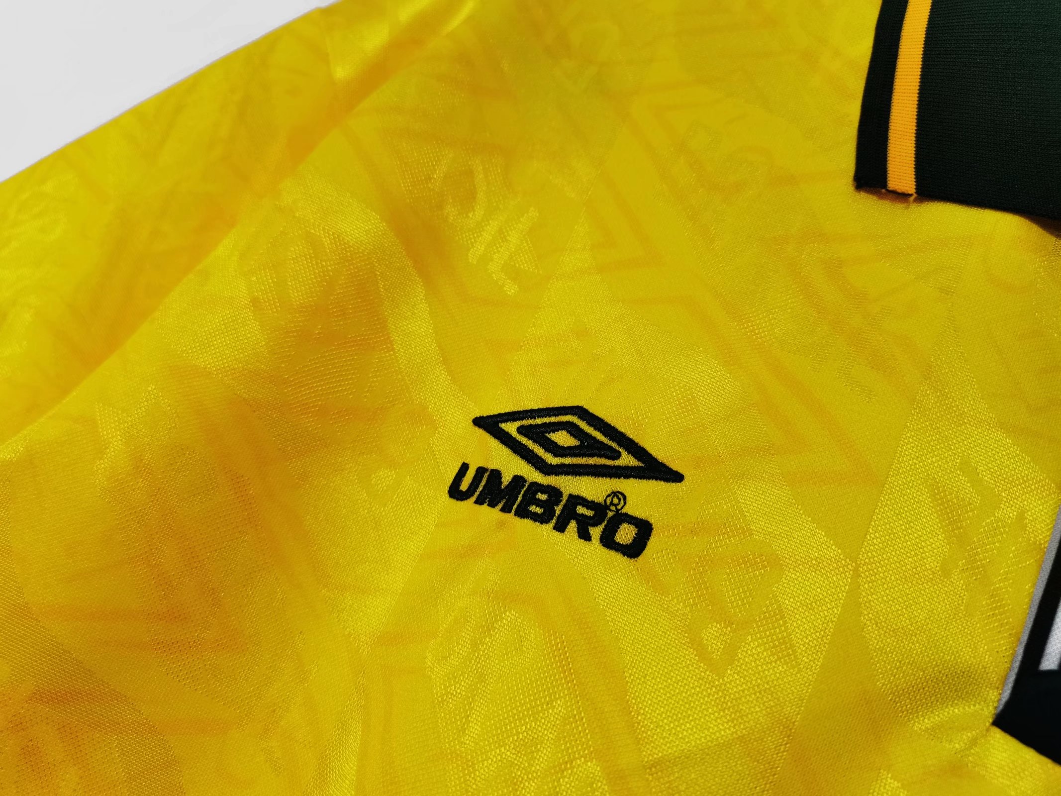 91/93 Brazil Home Retro Jersey - leoleo123123