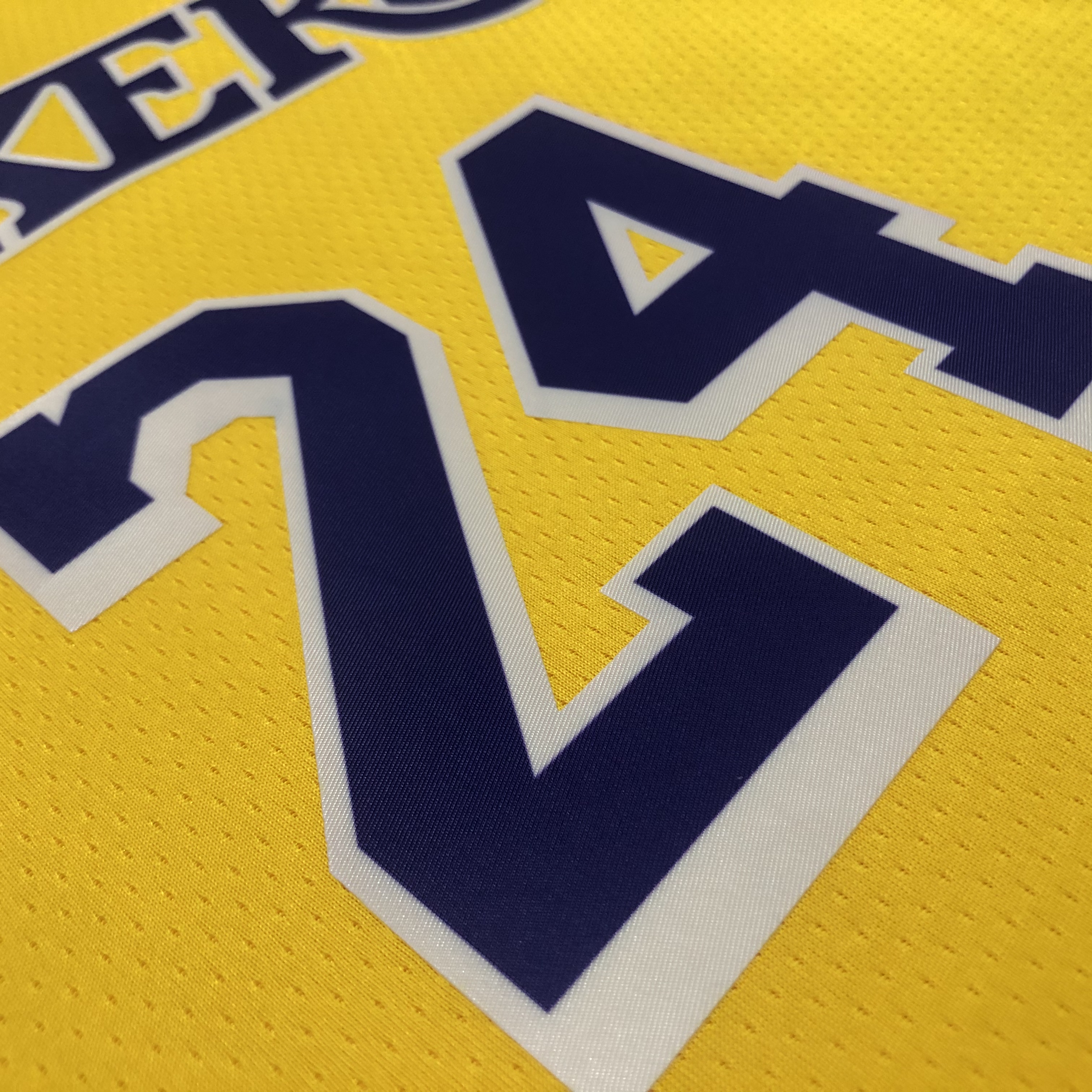 NBA 75th Anniversary Los Angeles Lakers Yellow Round Neck #24 BRYANT Jersey High Quality Name and Number Print - leoleo123123