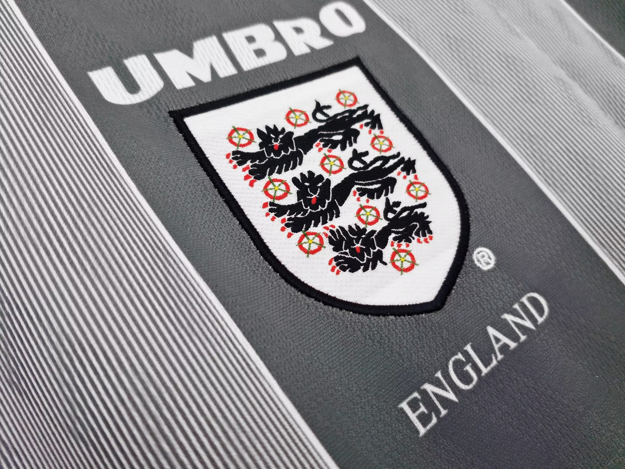 1996 England Away Retro Jersey Long Sleeve - leoleo123123