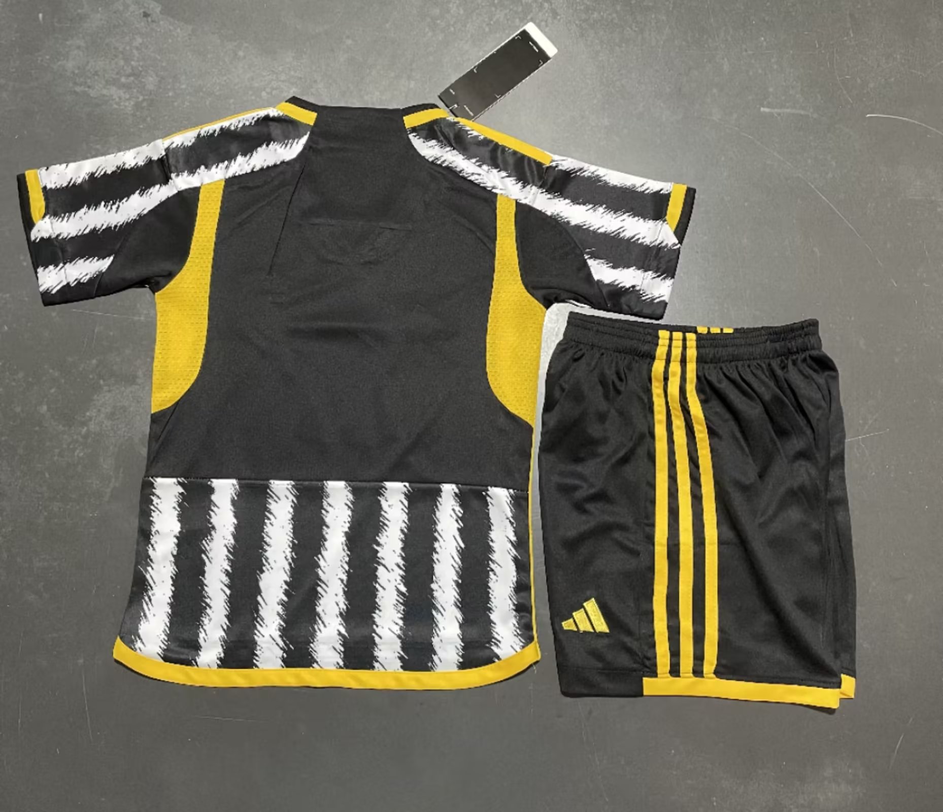 23/24 Juventus Home Kids Jersey - leoleo123123