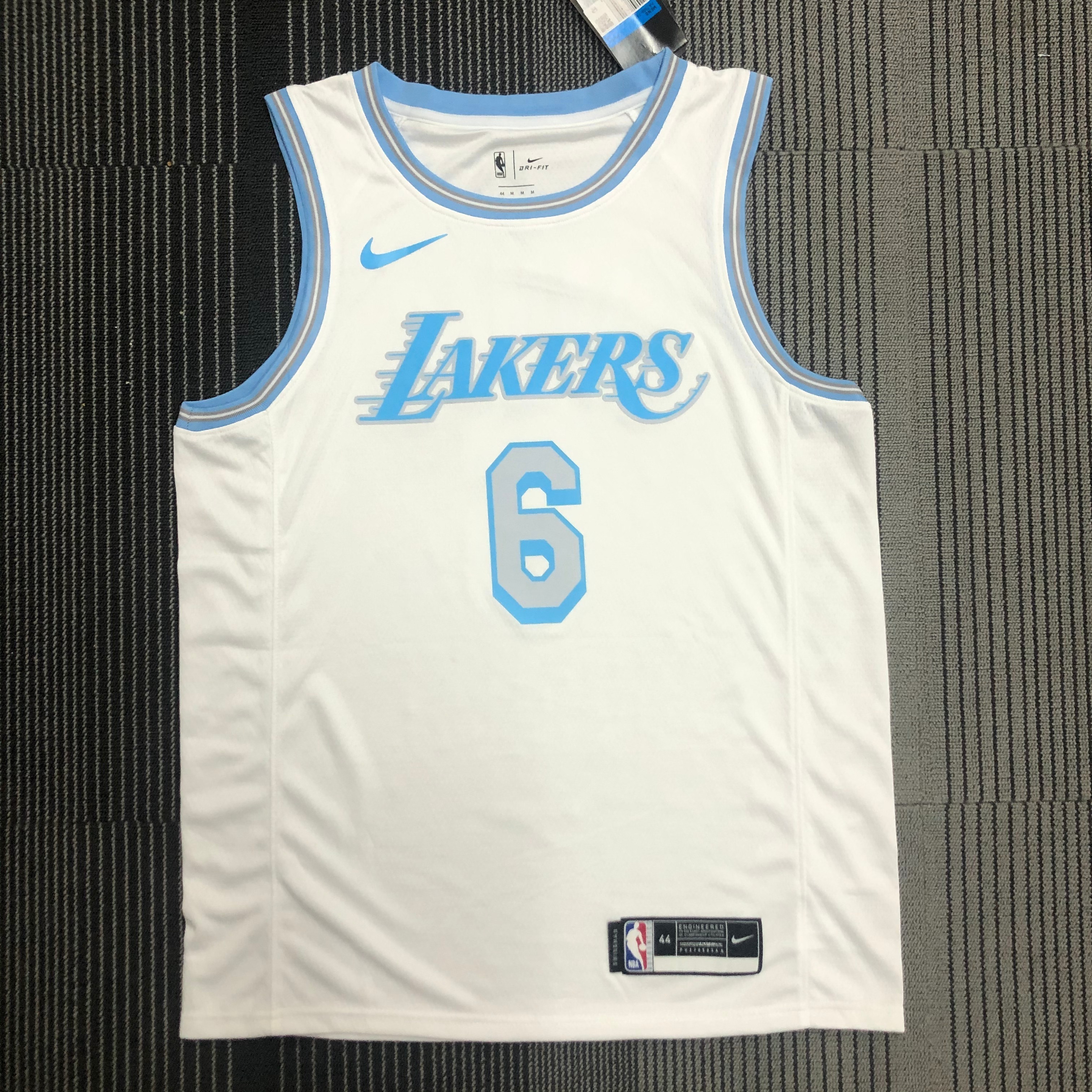 NBA Season 2021 Los Angeles Lakers White Retro #6 JAMES Round Neck Jersey High Quality Name and Number Print - leoleo123123