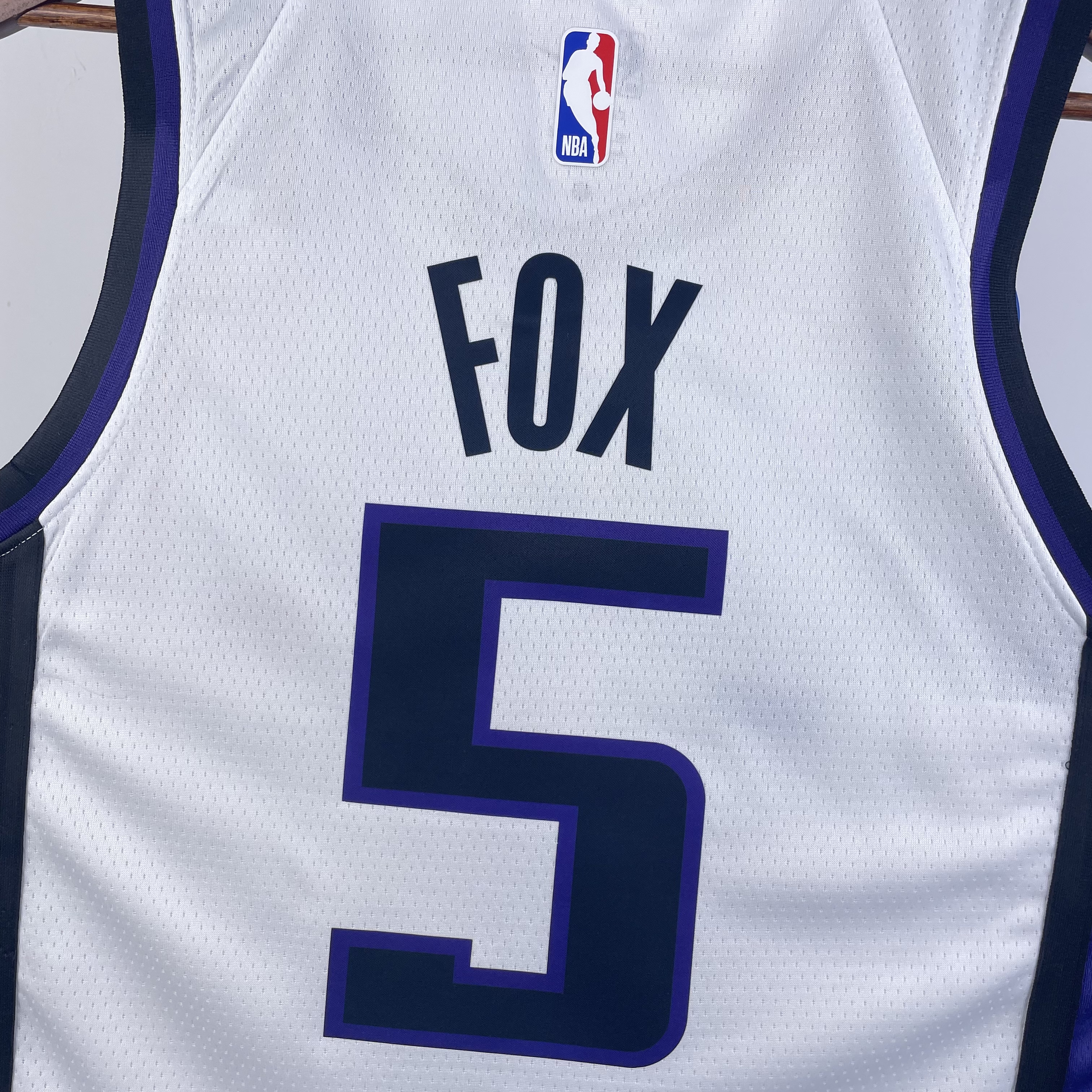 NBA Men 2024 Sacramento Kings White #5 FOX Jersey High Quality Name and Number Print - leoleo123123