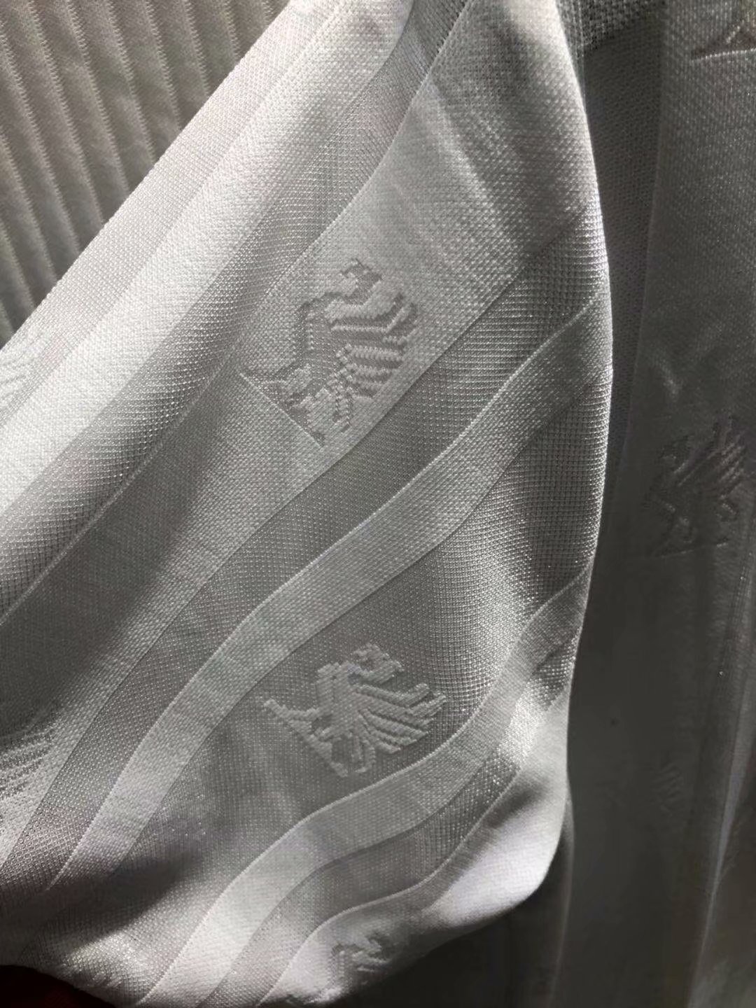 85-86 Liverpool Away Retro Jersey - leoleo123123
