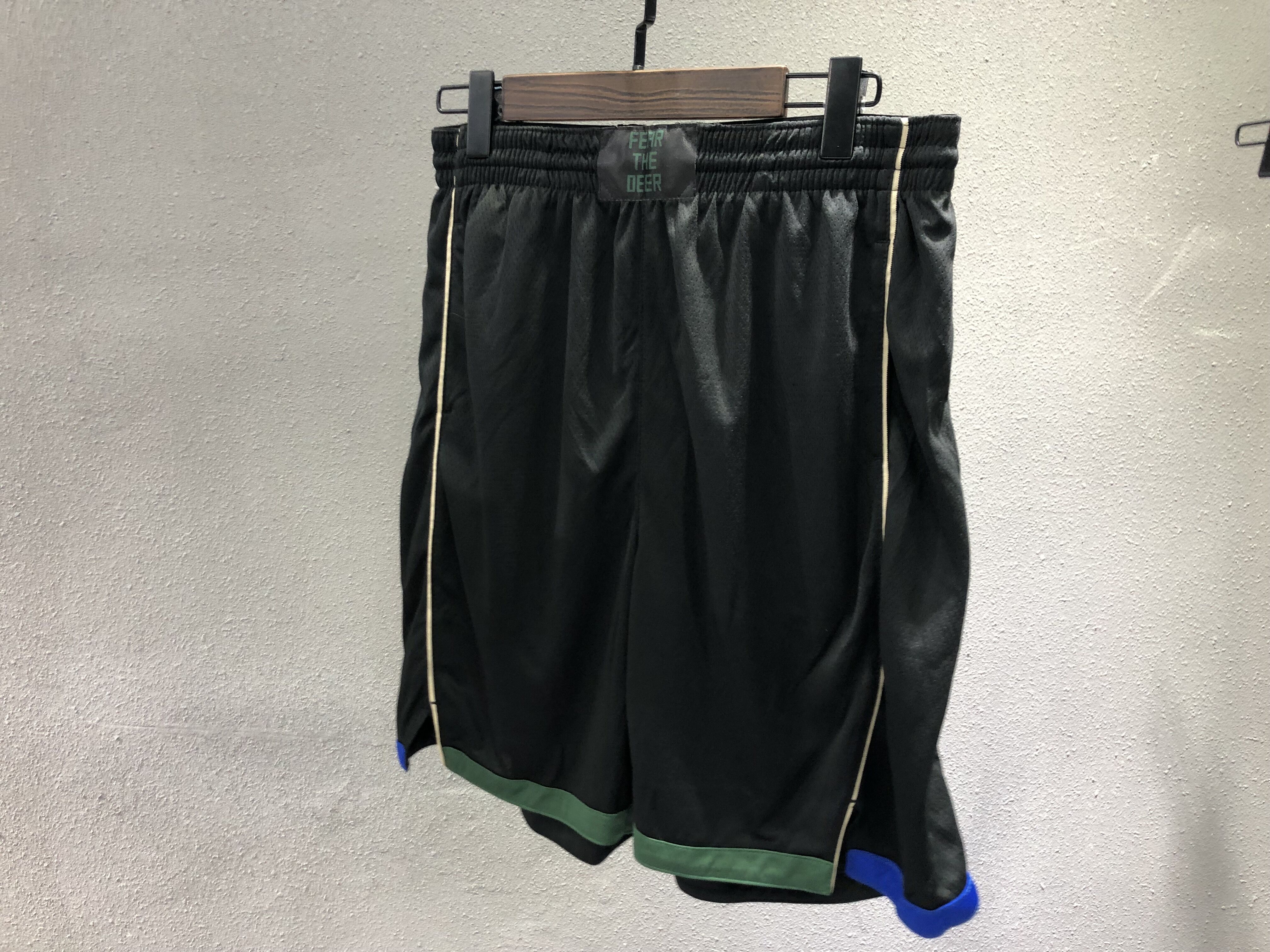NBA Men Milwaukee Bucks Black Pant Short High Quality Name and Number Print - leoleo123123