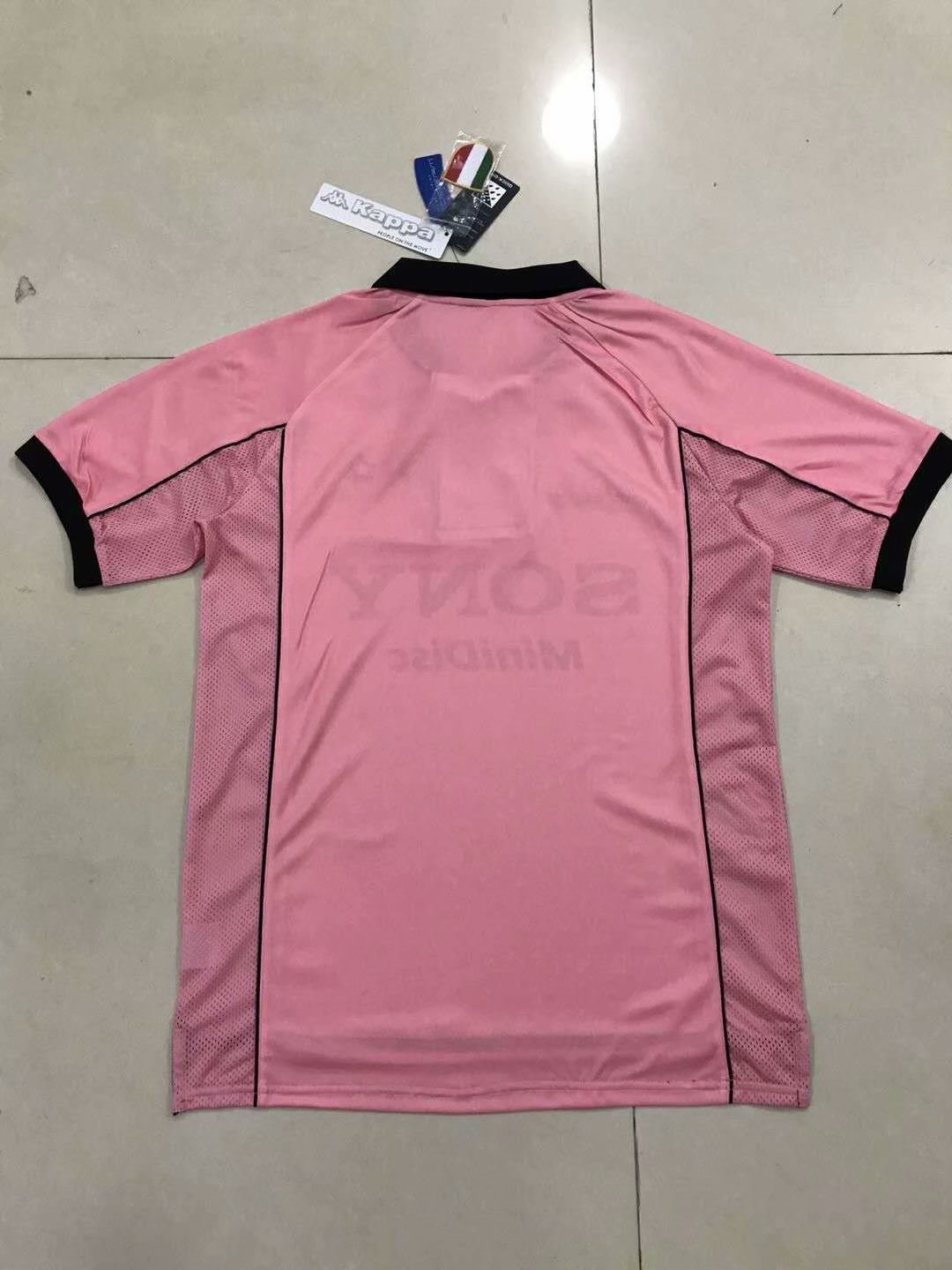 97-98 Juventus Pink Retro Jersey - leoleo123123