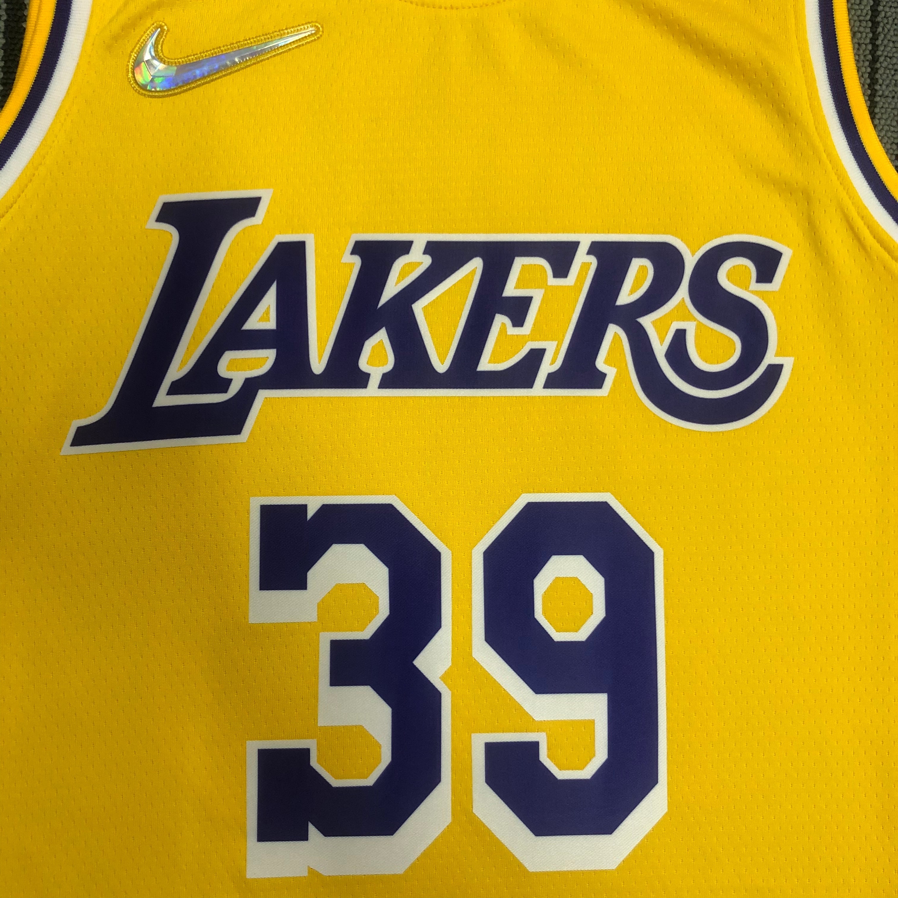 NBA 75th Anniversary Los Angeles Lakers Yellow Round Neck #39 HOWARD Jersey High Quality Name and Number Print - leoleo123123
