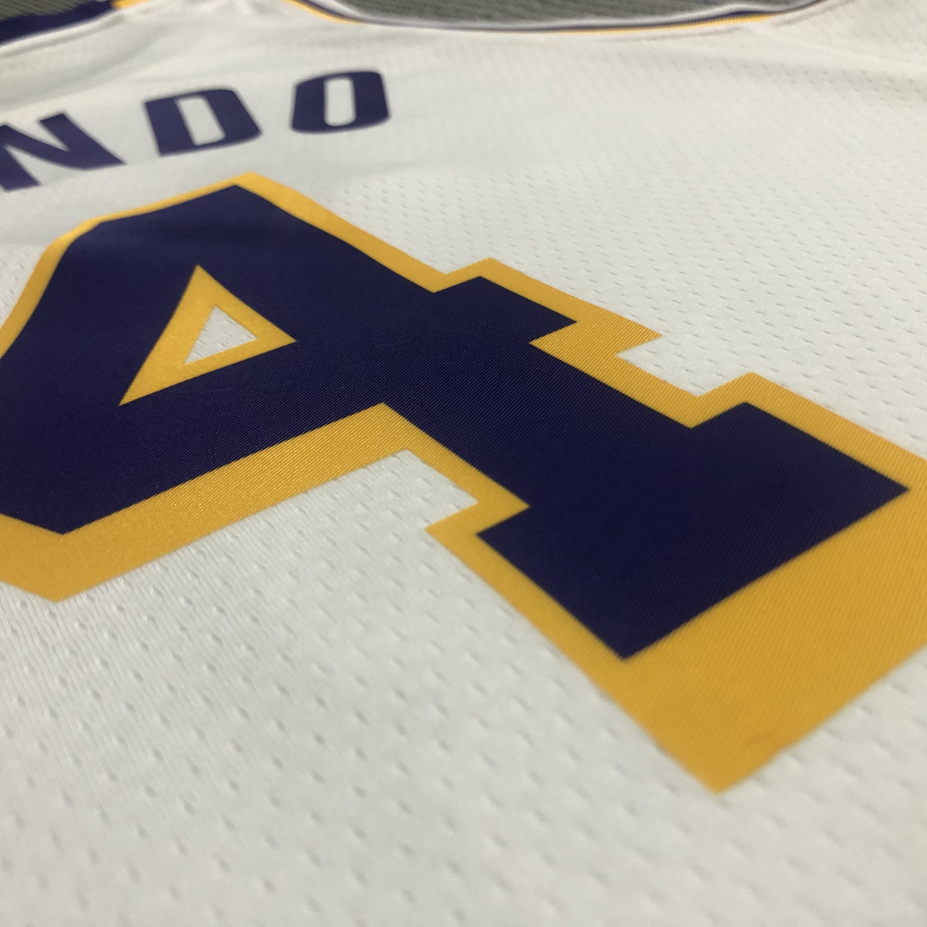 NBA Men Los Angeles Lakers #4 RONDO Retro White Round Neck Jersey High Quality Name and Number Print - leoleo123123