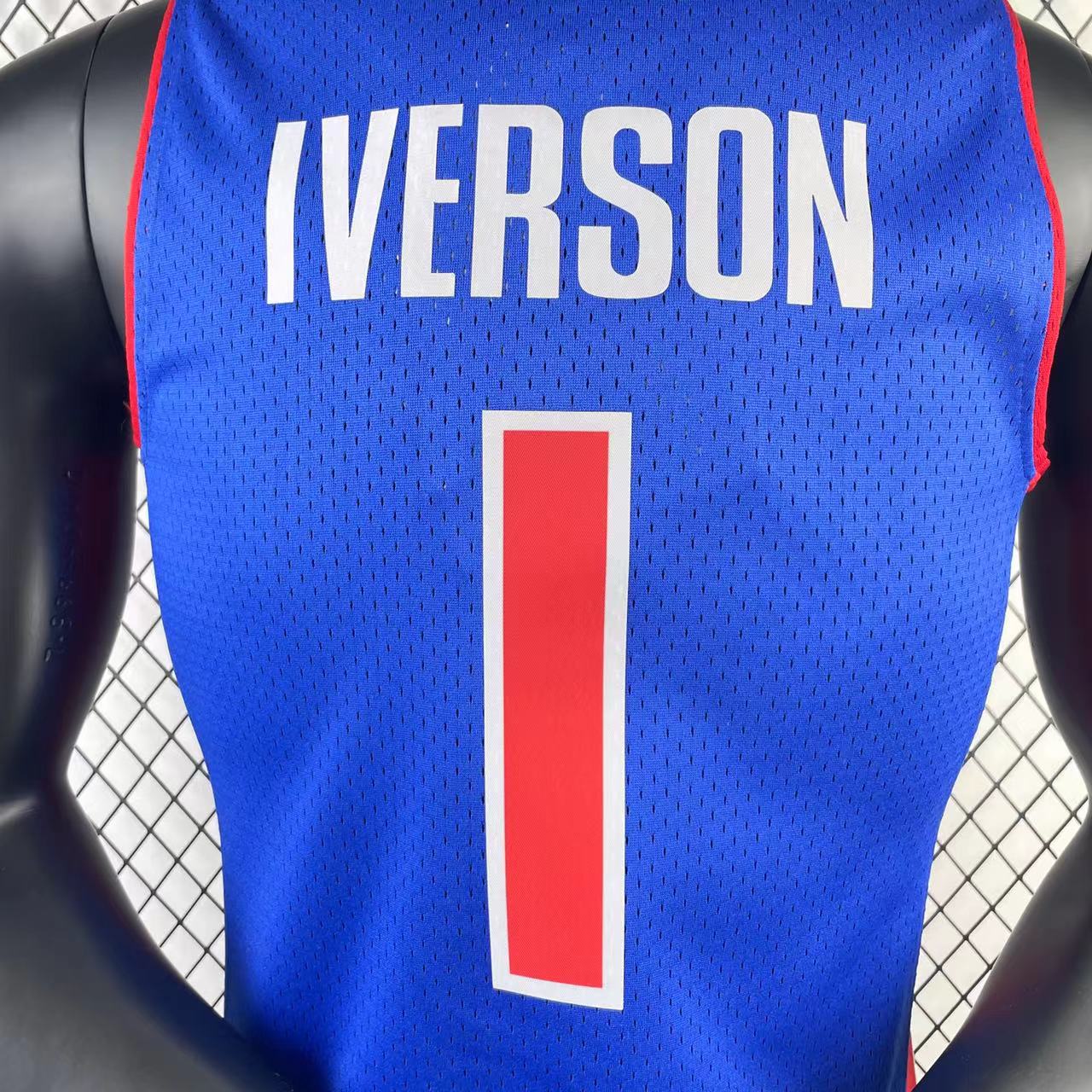 NBA Season 08-09 Detroit Pistons Blue #1 IVERSON Classic Swingman Jersey - leoleo123123
