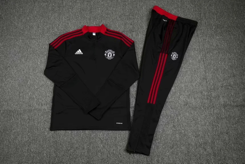 21-22 Man United Black Sweater Tracksuit Thai Quality - leoleo123123