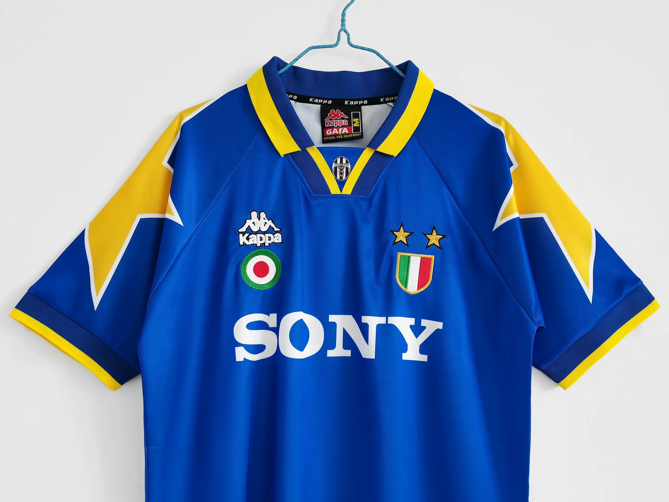 95-96 Juventus Away Retro Jersey - leoleo123123