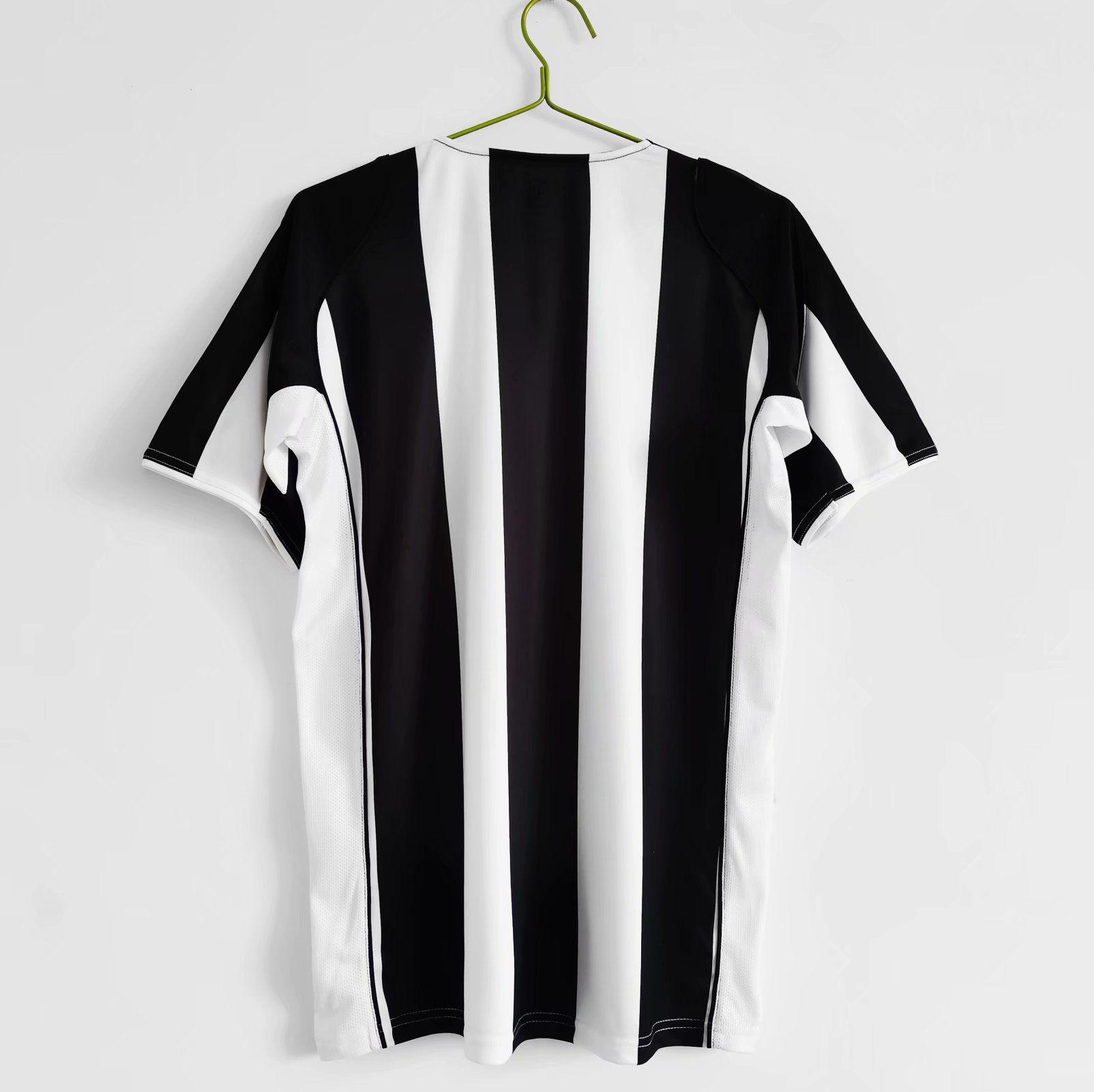 04/05 Juventus Home Retro Jersey - leoleo123123