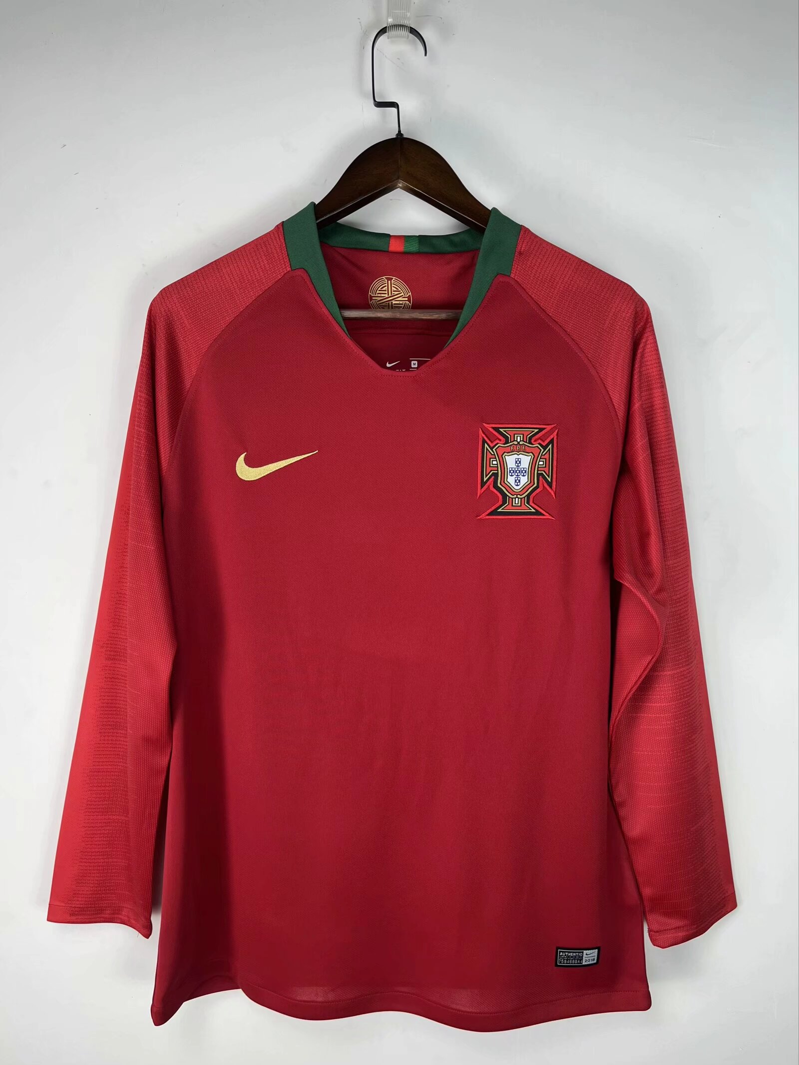 2018 Portugal Home Retro Jersey Long Sleeve - leoleo123123