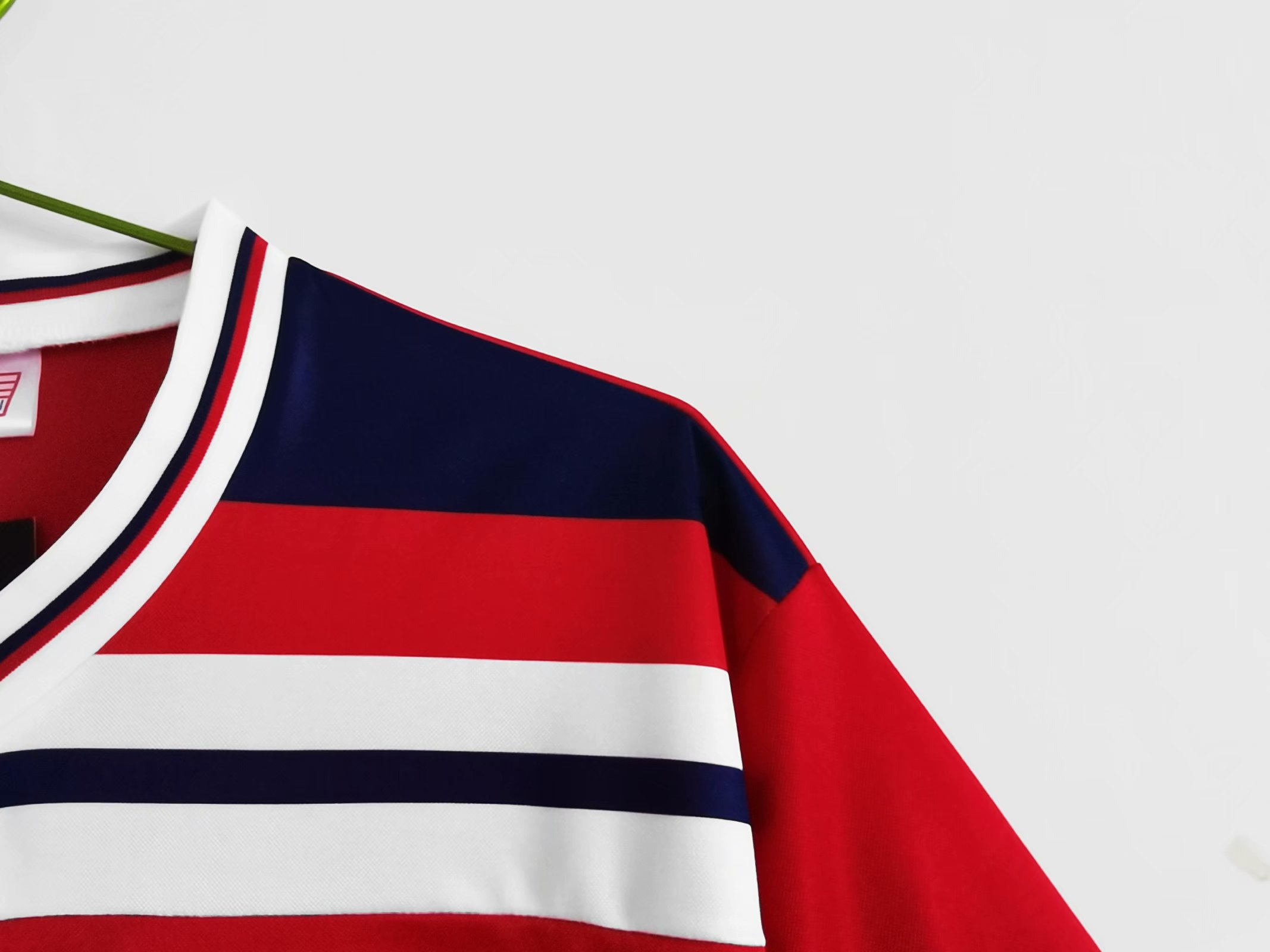 1982 England Away Retro Jersey - leoleo123123