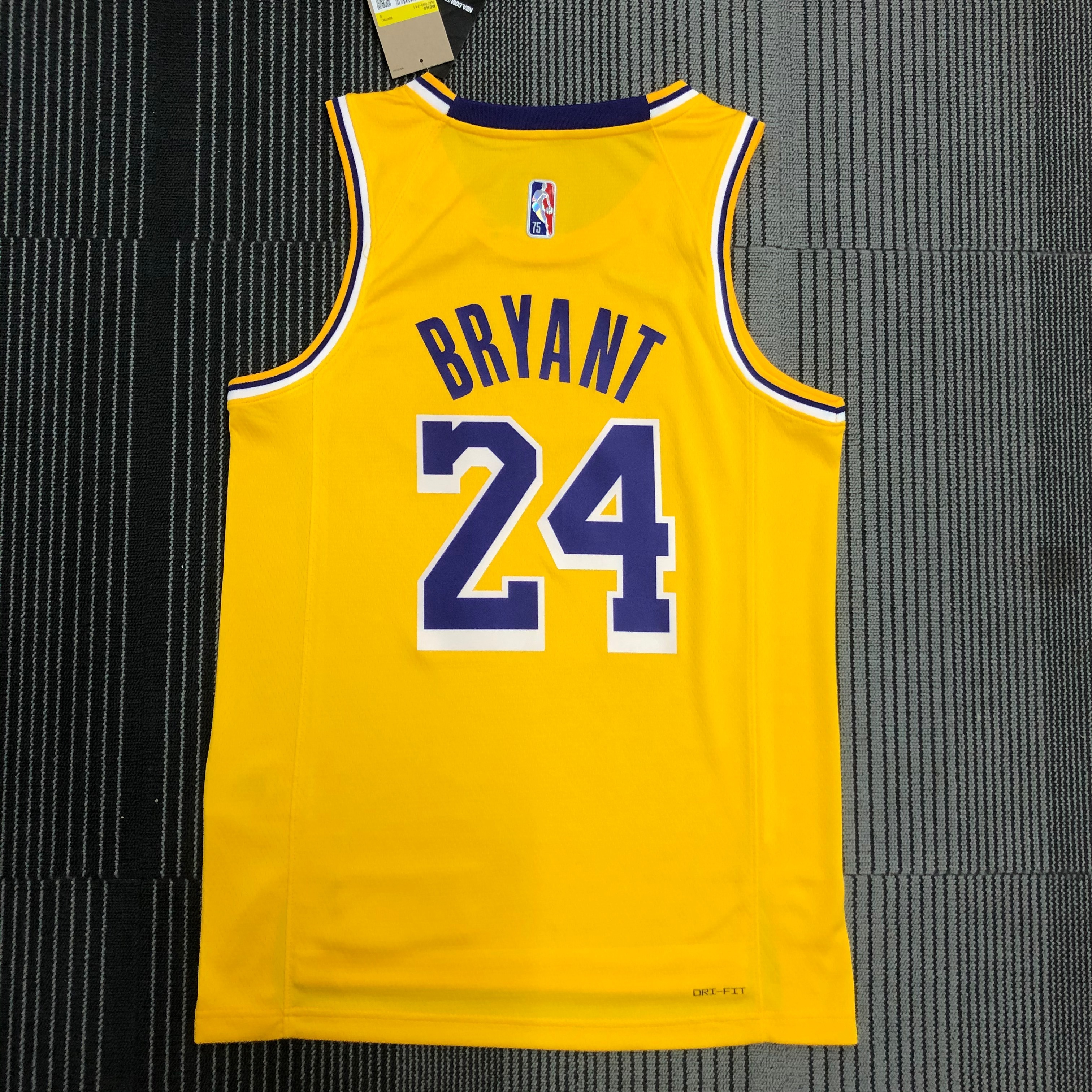 NBA 75th Anniversary Los Angeles Lakers Yellow Round Neck #24 BRYANT Jersey High Quality Name and Number Print - leoleo123123
