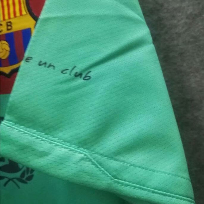 10-11 Barcelona Away Retro Jersey - leoleo123123