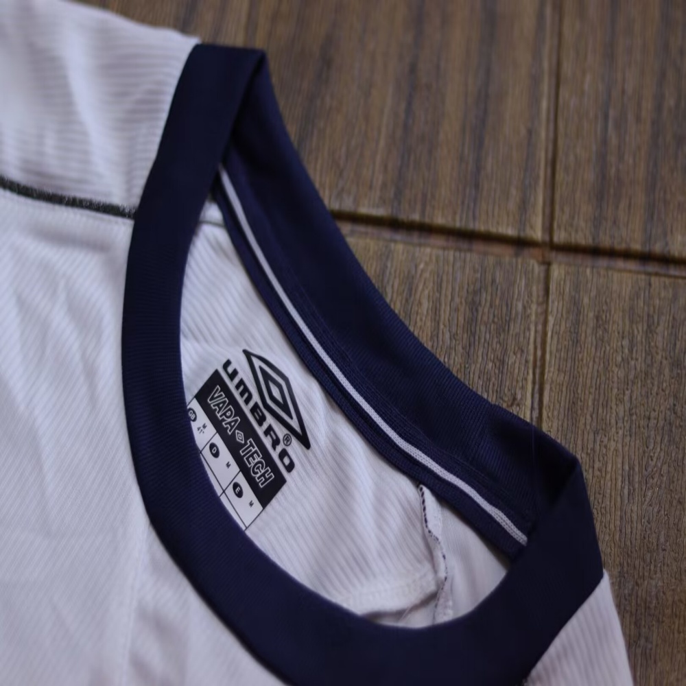 99/00 Man United White Retro Jersey - leoleo123123
