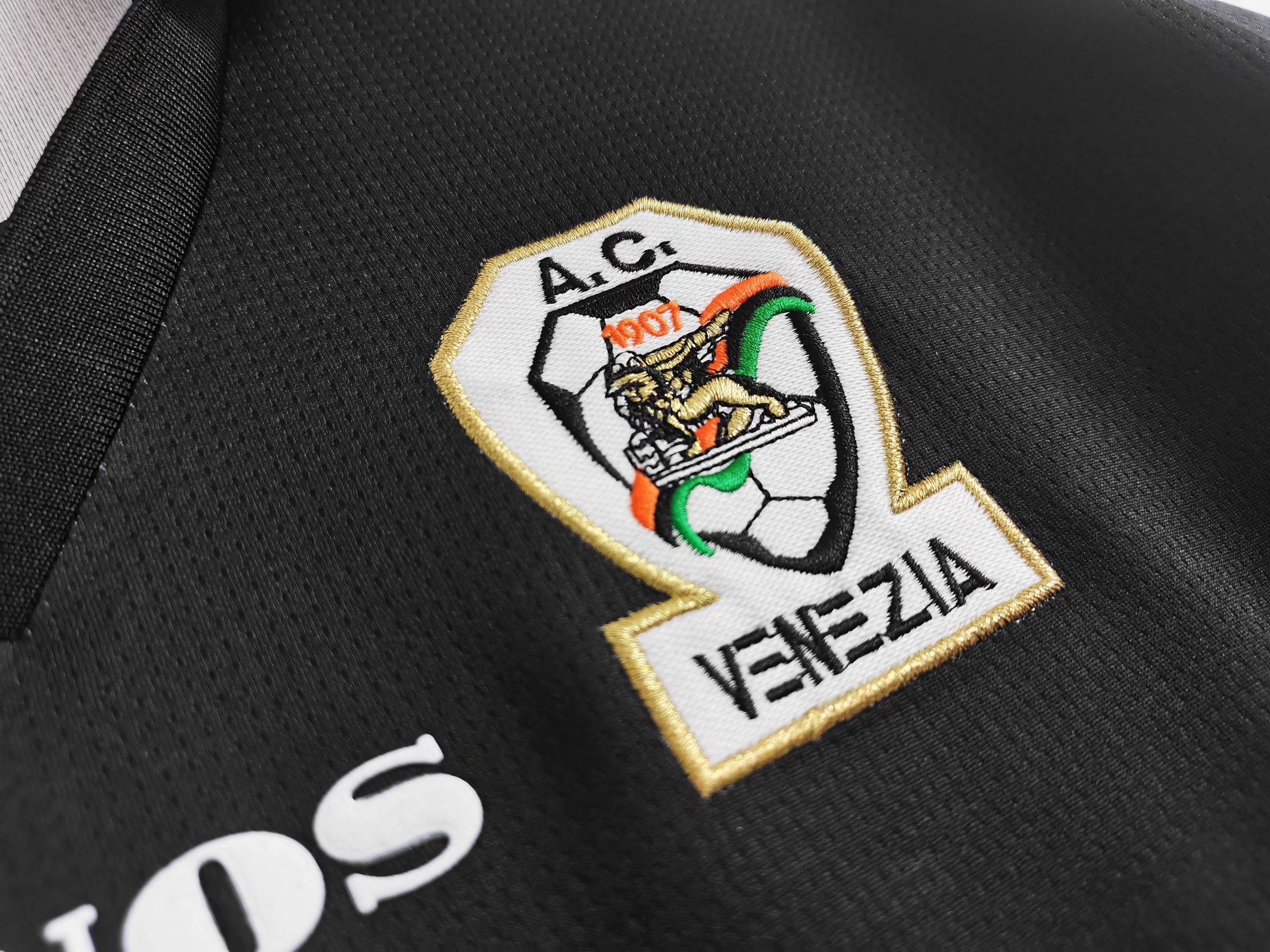 1998 Venezia FC Home Black Fans Soccer Jersey - leoleo123123