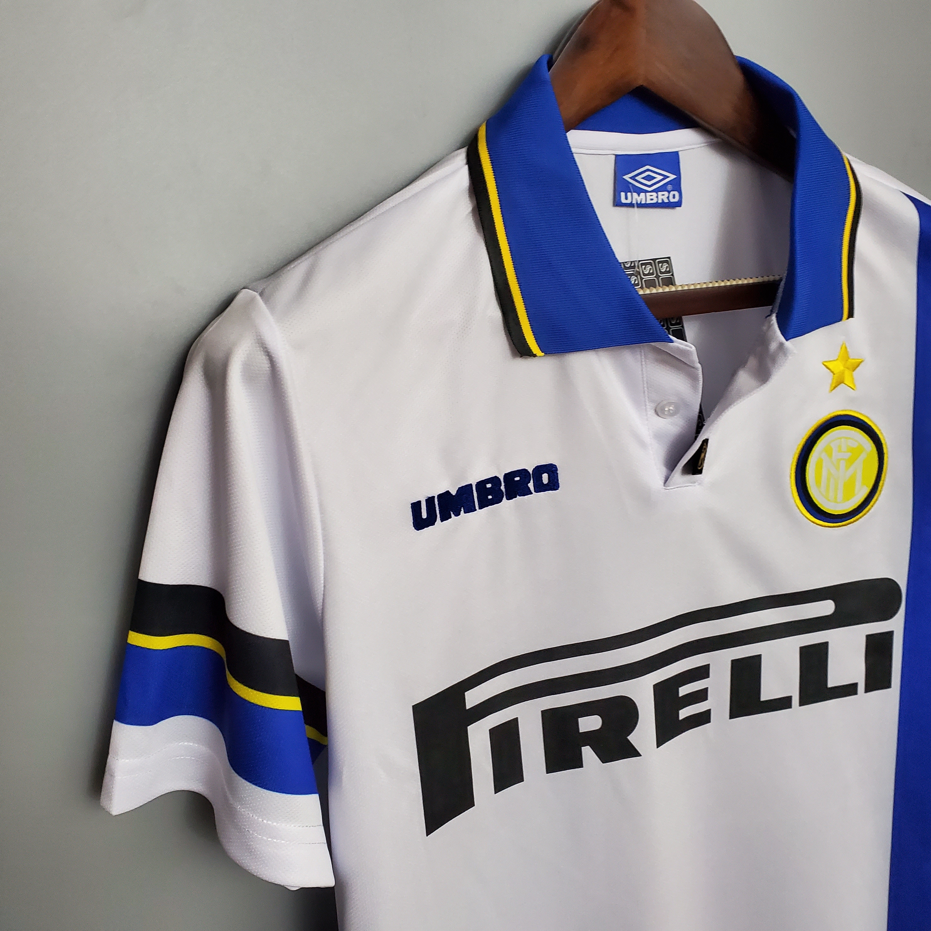 97-98 Inter Milan Away Retro Jersye - leoleo123123