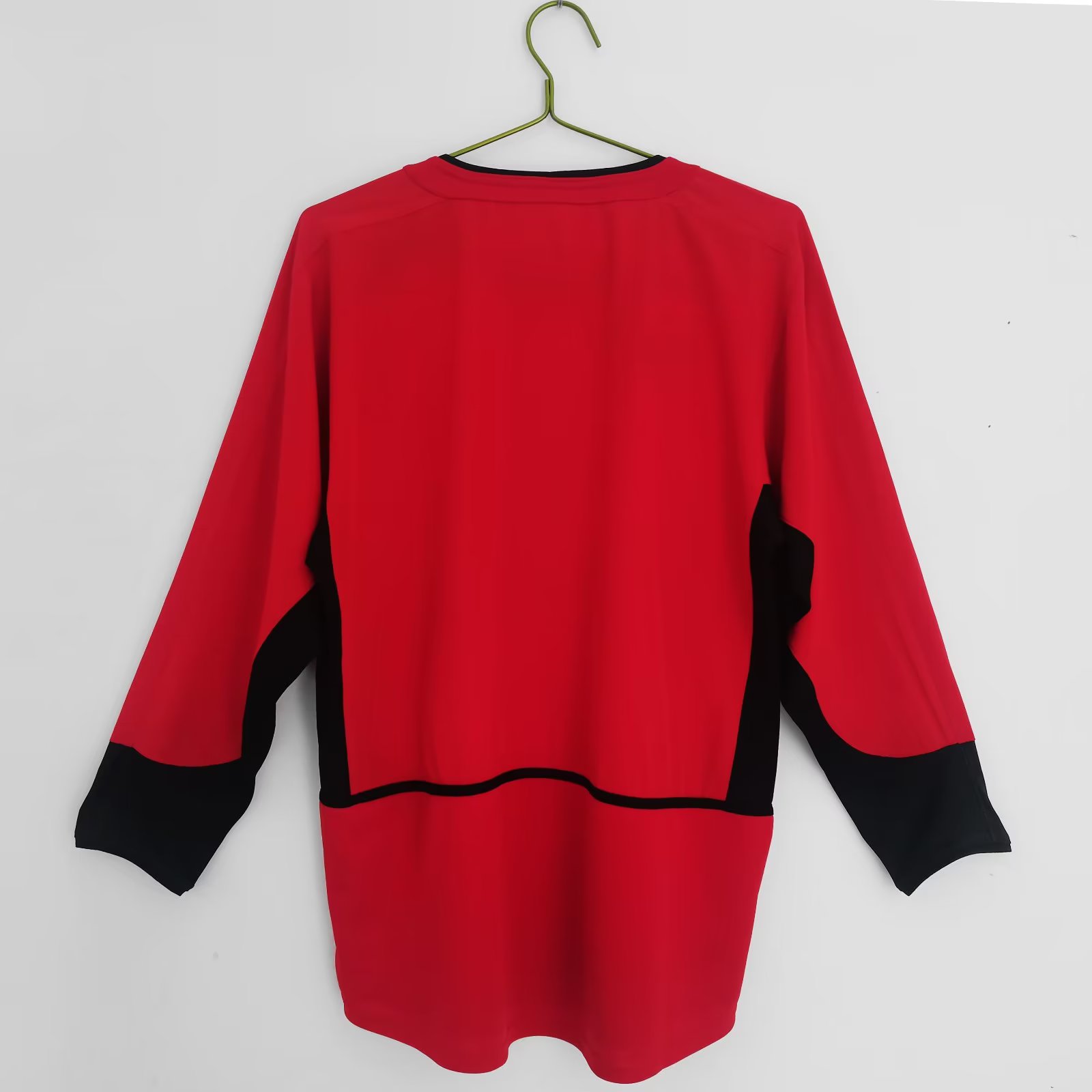 02/04 Man United Home Long Sleeve Retro Jersey - leoleo123123