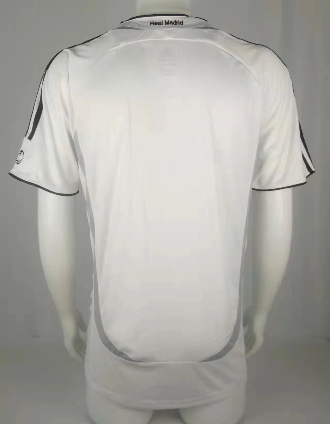 2006 Real Madrid Home Retro Jersey - leoleo123123