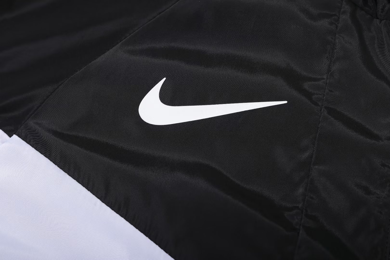 23/24 PSG Black Windbreaker Jacket 1:1 Quality - leoleo123123